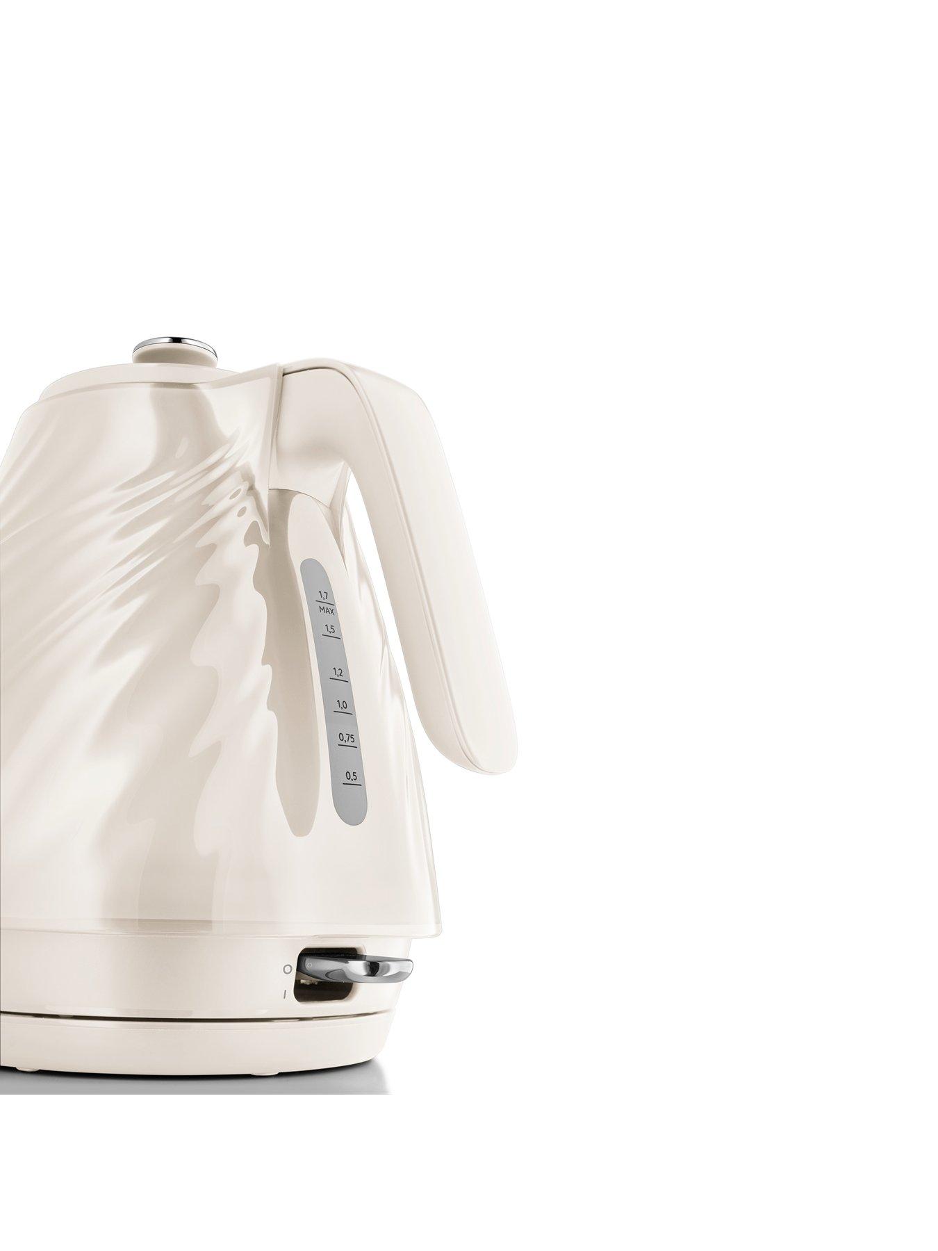 Image 6 of 7 of DeLonghi Ballerina Seta Kettle - Cream