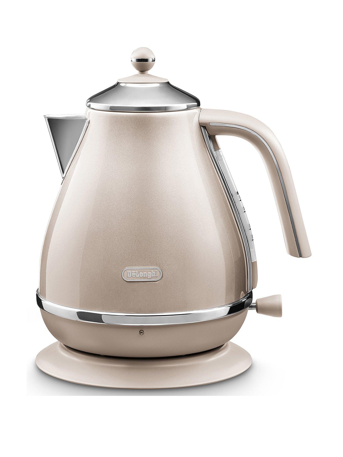 DeLonghi Icona Metallics Kettle - Beige