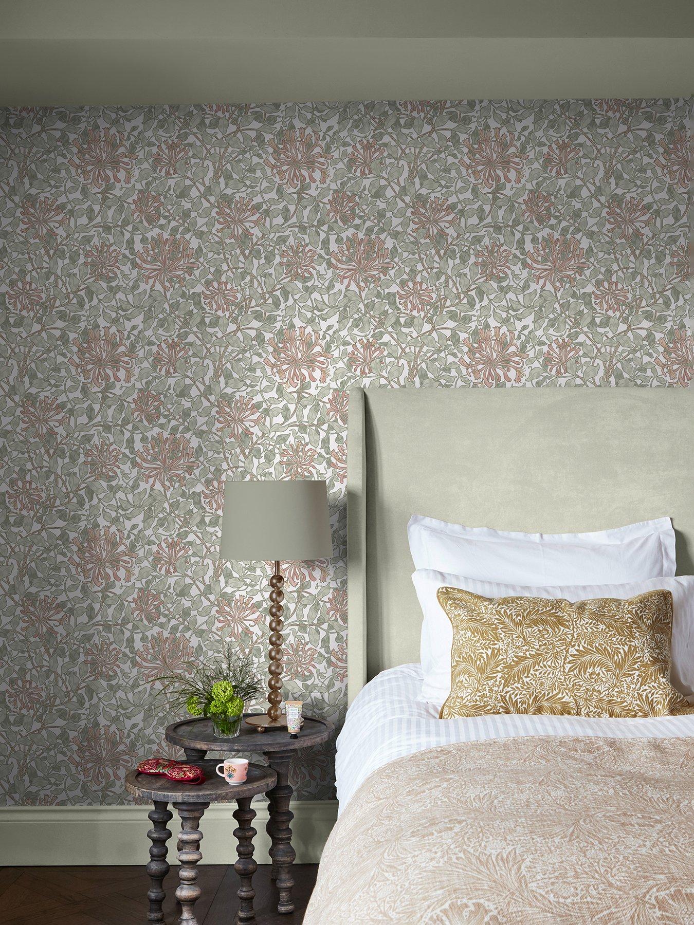 William Morris at Home William Morris Honeysuckle Maytime - Wallpaper