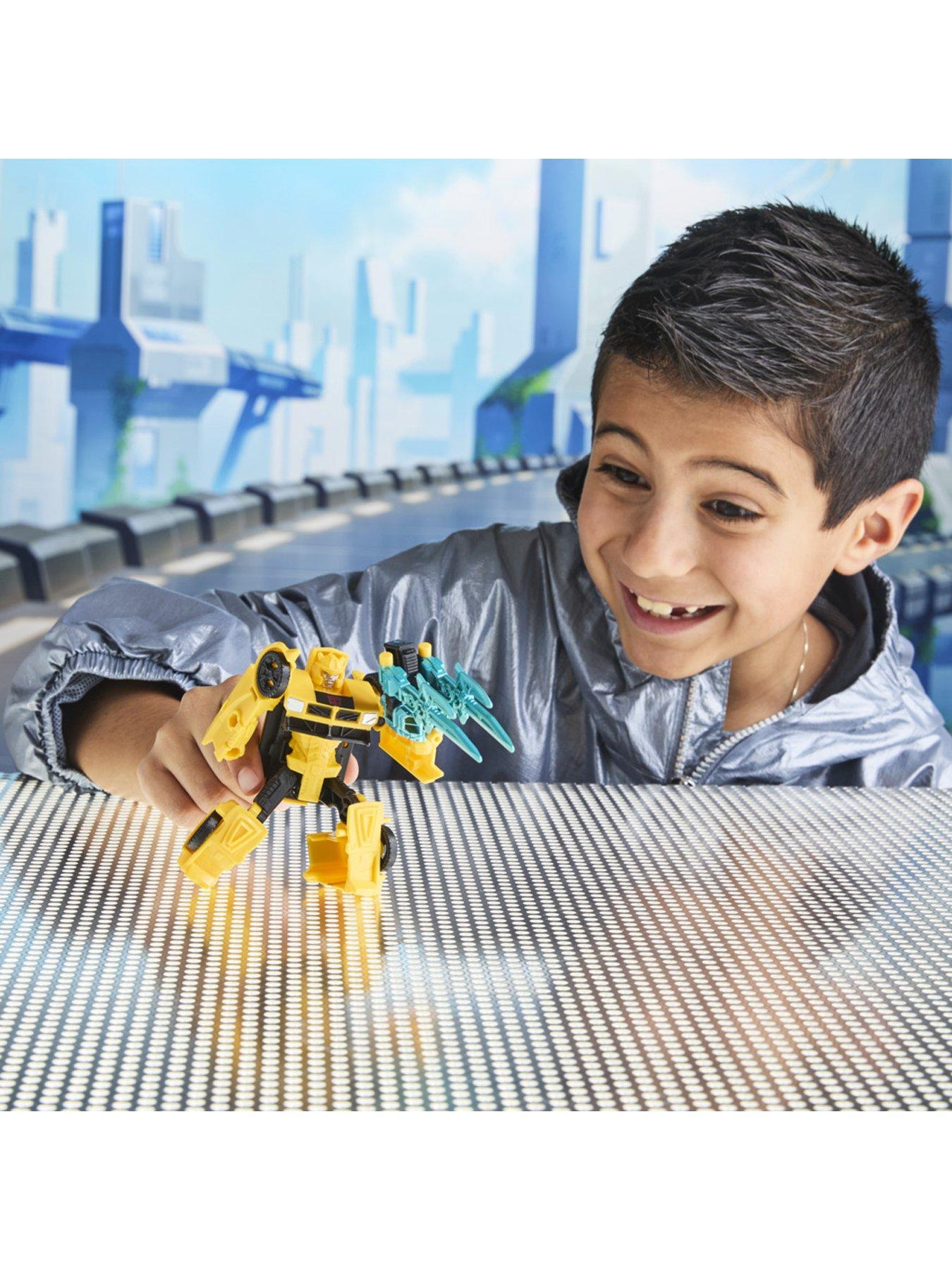 Image 4 of 7 of Transformers Tra Cyberworld Armor Bumblebee