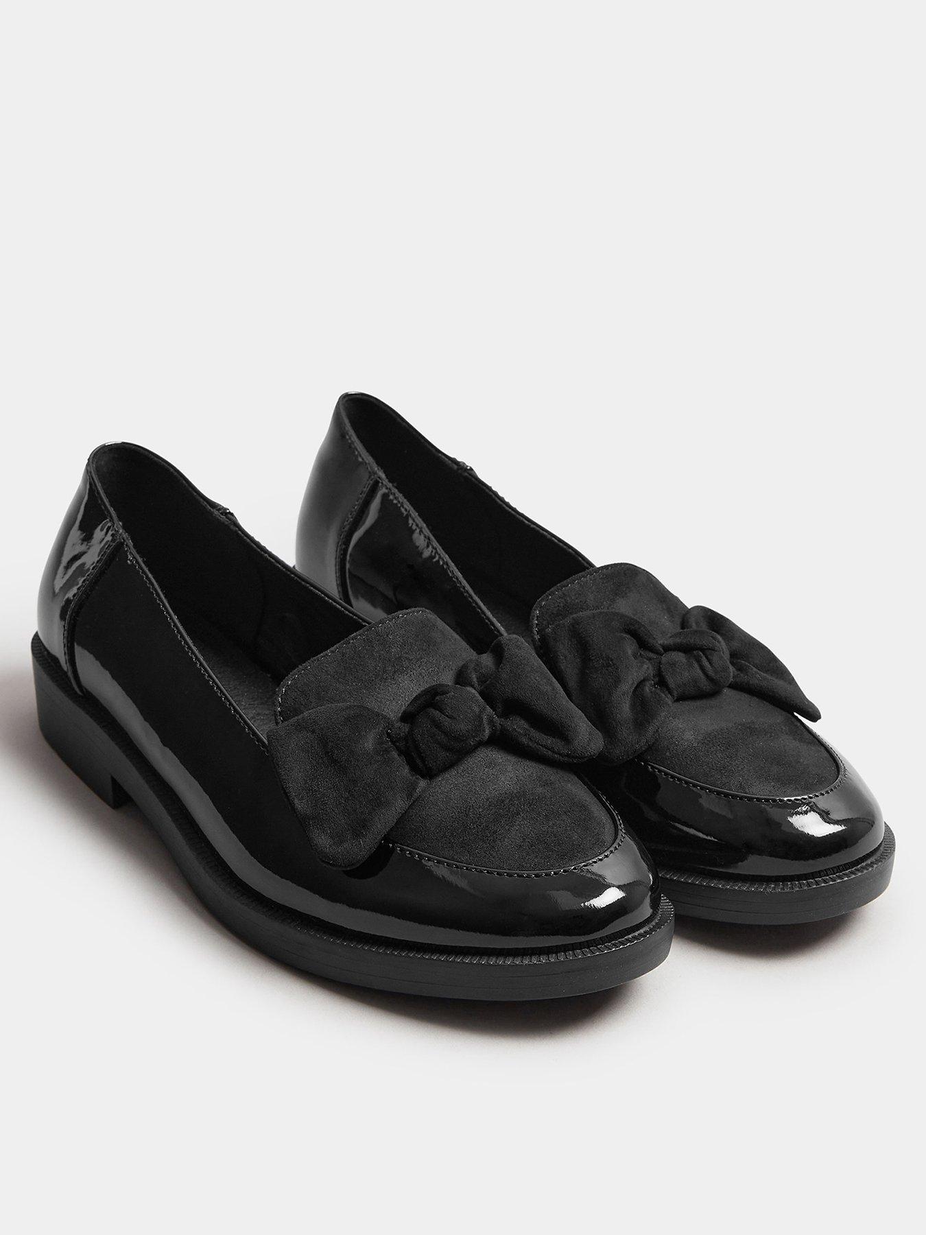 yours-extra-wide-fit-bow-patent-loafer-blackstillFront