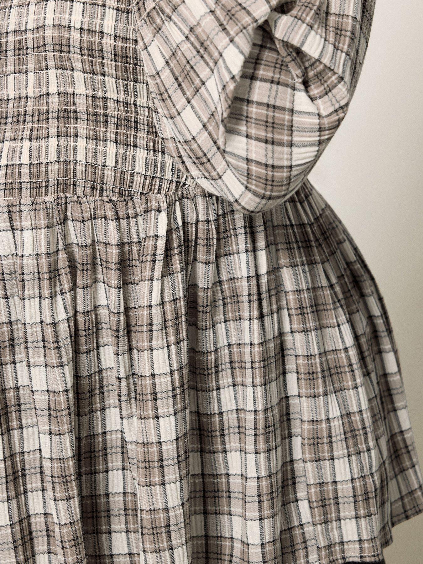Image 4 of 4 of Yours Curve Shirred Textured Check Top - Natural