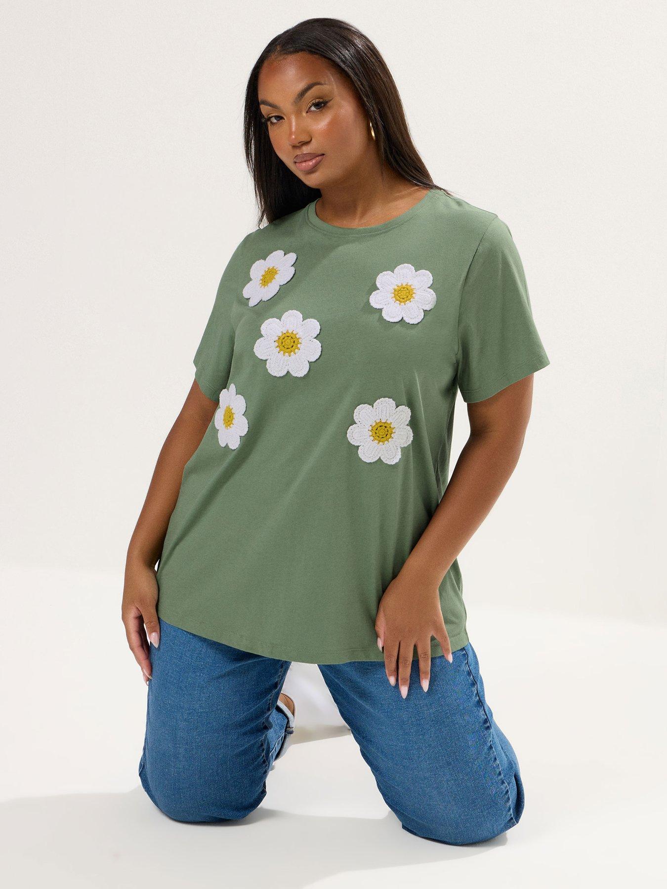 yours-curve-applique-daisy-t-shirt-green