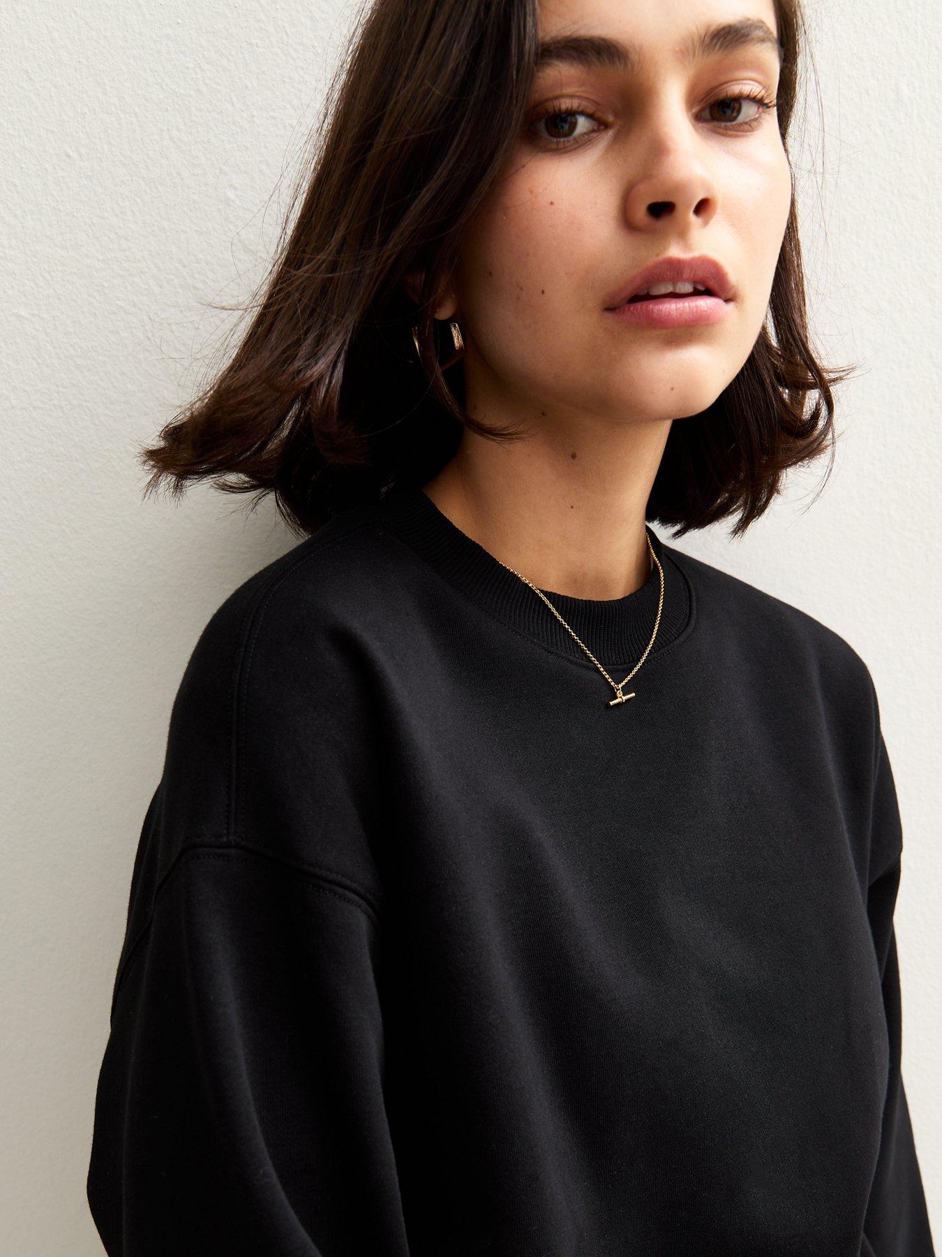 new-look-crew-neck-short-sweatshirt-blackdetail