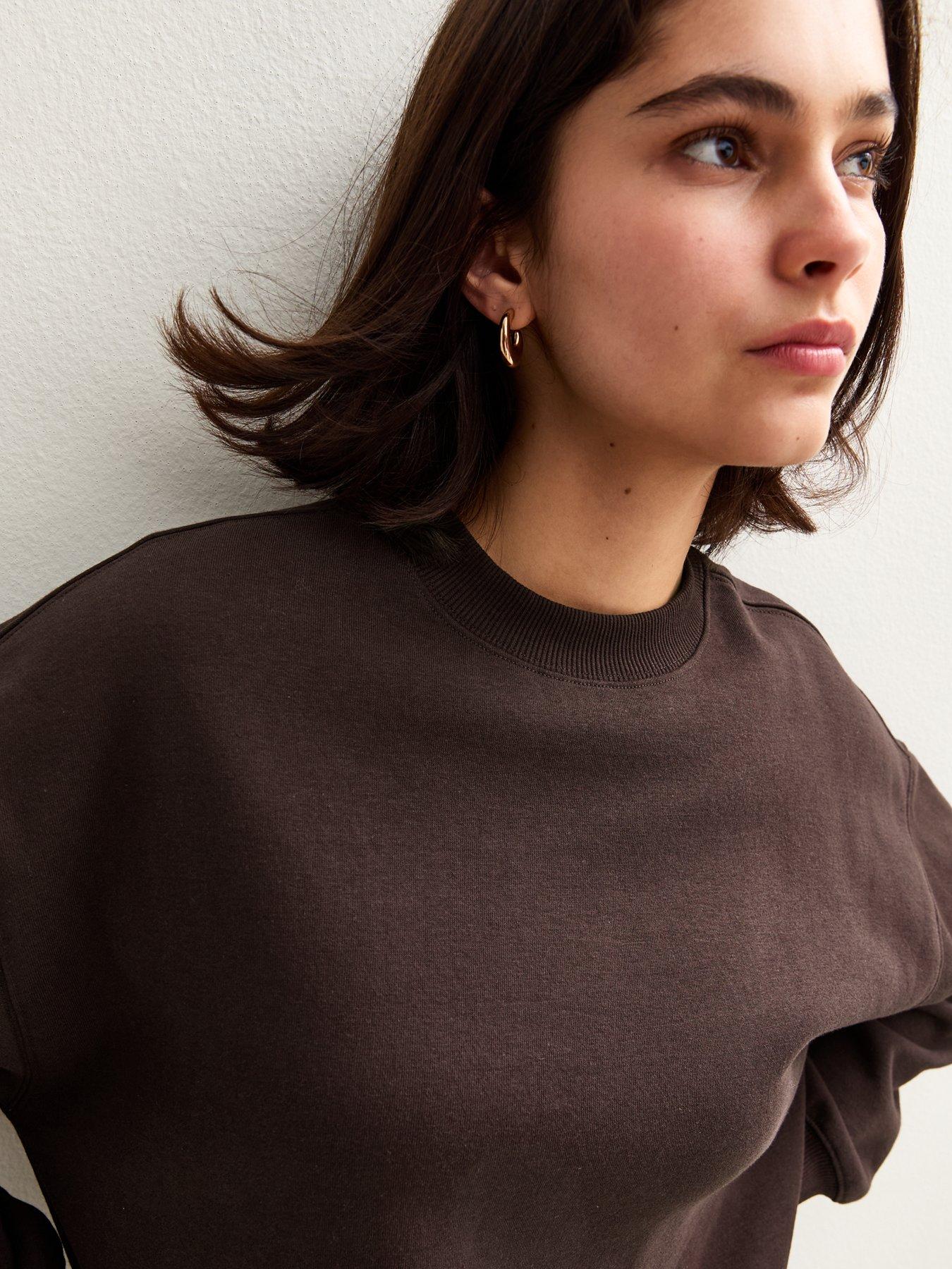 Image 4 of 4 of New Look Crew Neck Short Sweatshirt - Dark Brown