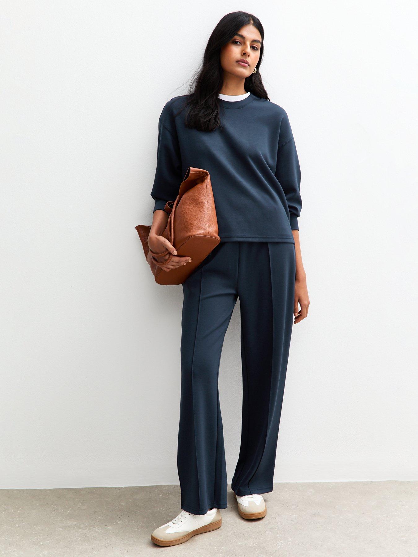 new-look-navy-elasticated-waist-premium-wide-leg-joggersback