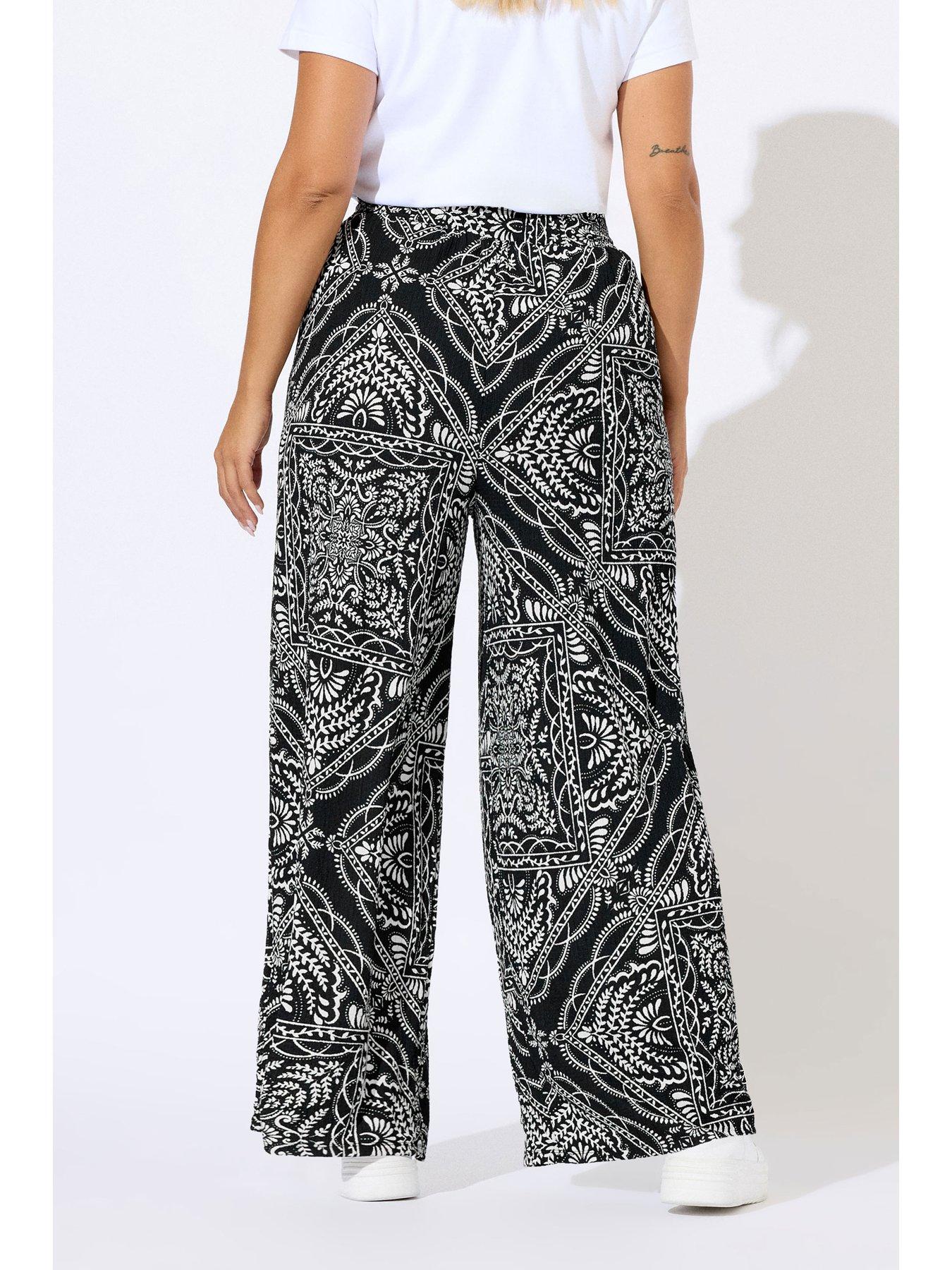 yours-curve-crinkle-wide-leg-trouser-blackstillFront