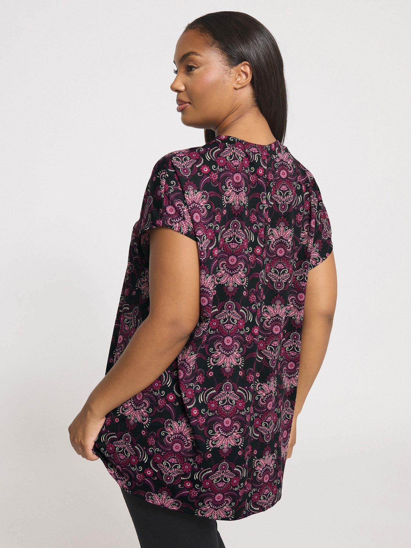 yours-curve-crepe-pleat-front-top-blackstillFront