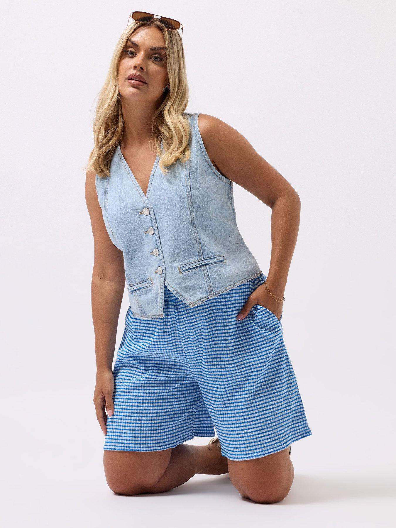 Image 1 of 4 of Yours Curve Gingham Shorts - Blue