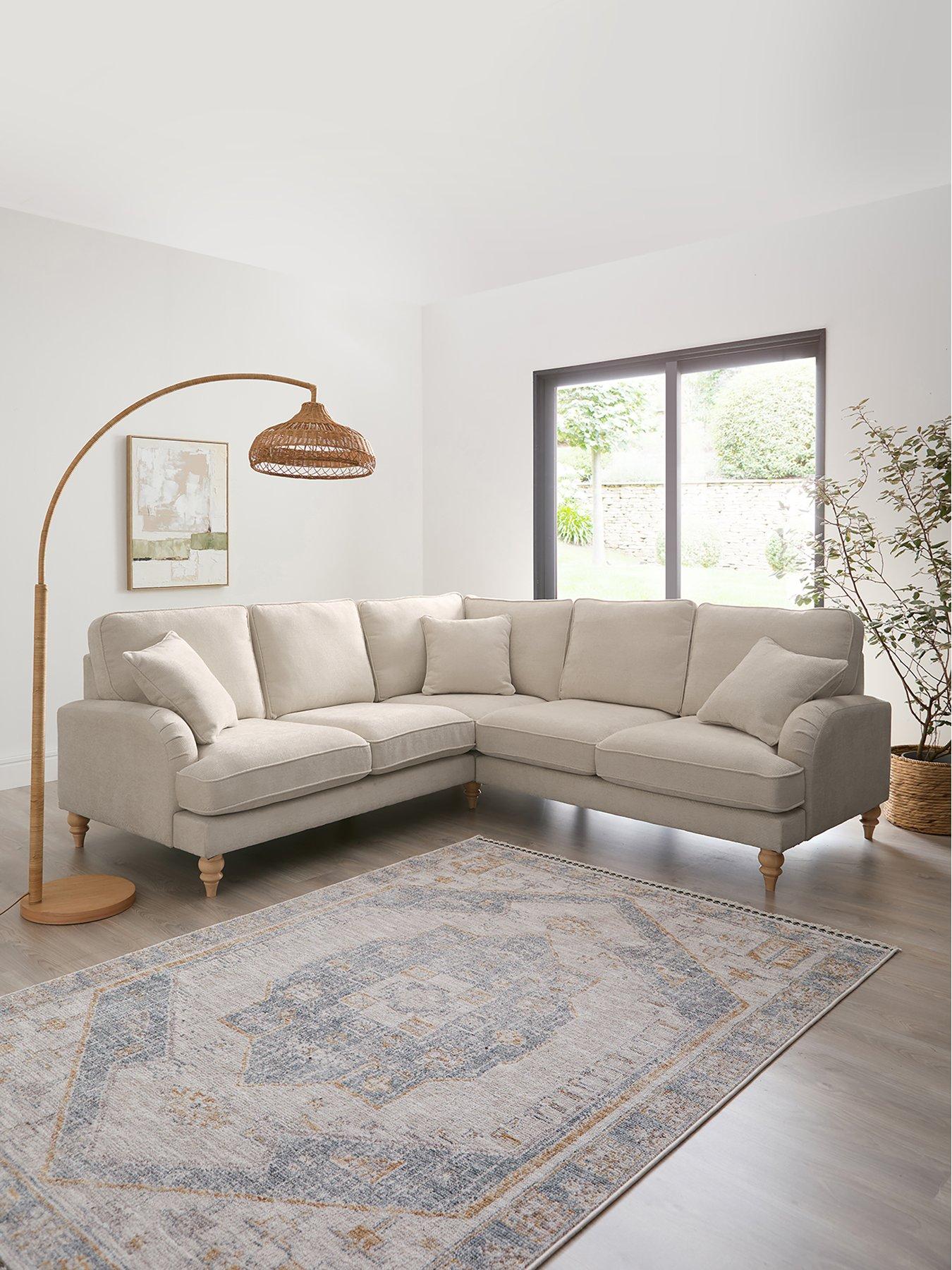 michelle-keegan-home-hepburn-corner-group