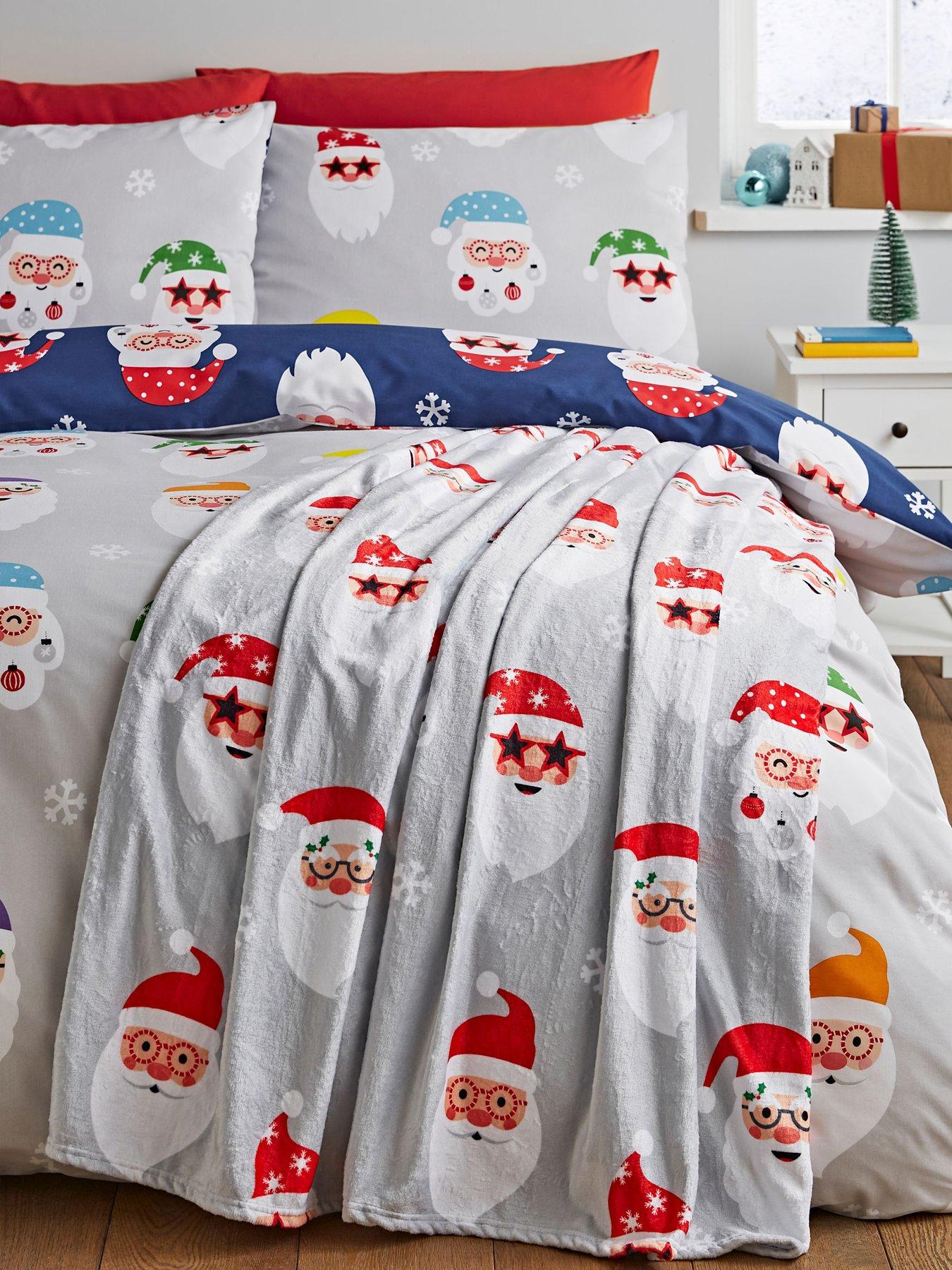 Image 3 of 5 of Catherine Lansfield Christmas Santa Spec-tacular Throw- 130x170cm