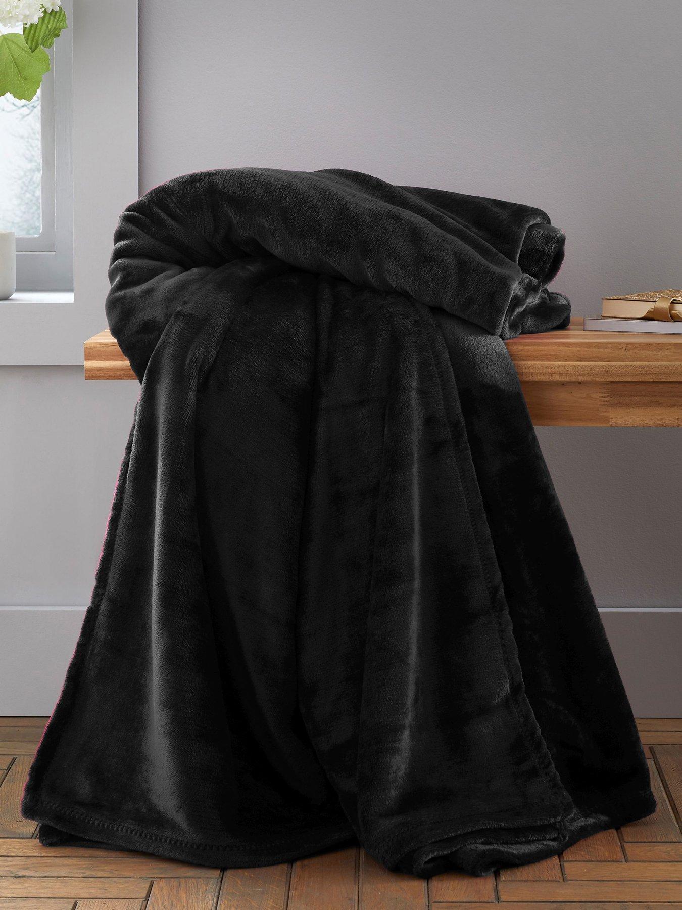Catherine Lansfield Raschel Velvet Touch Throw 130x170