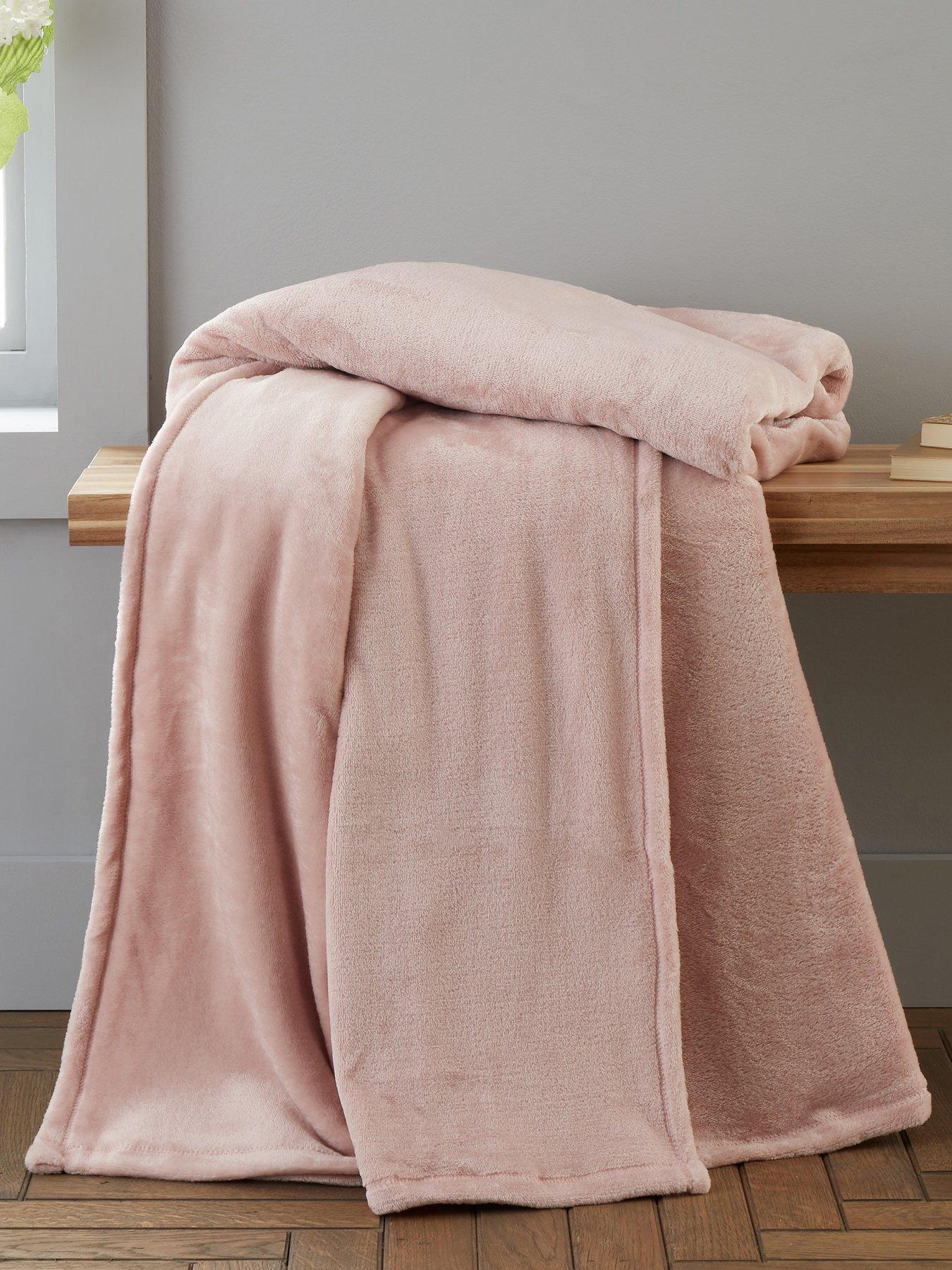 catherine-lansfield-raschel-velvet-touch-throw-130x170