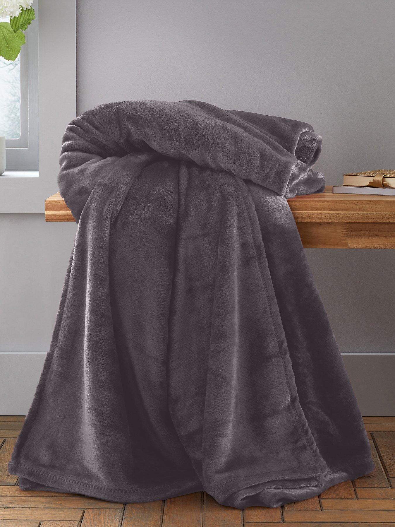 undefined Raschel Velvet Touch Throw 130x170