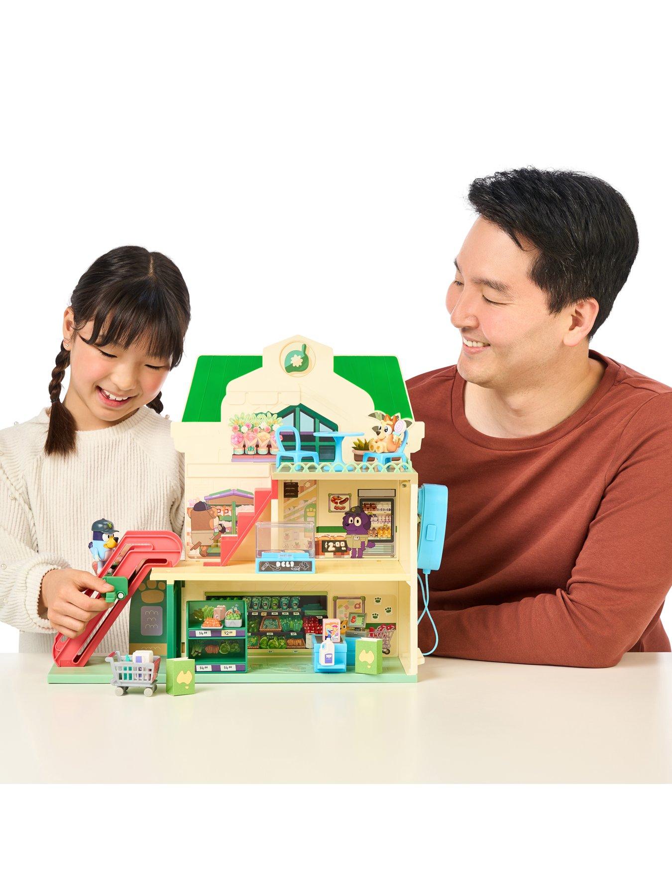 Image 6 of 8 of Bluey Supermarket Playset