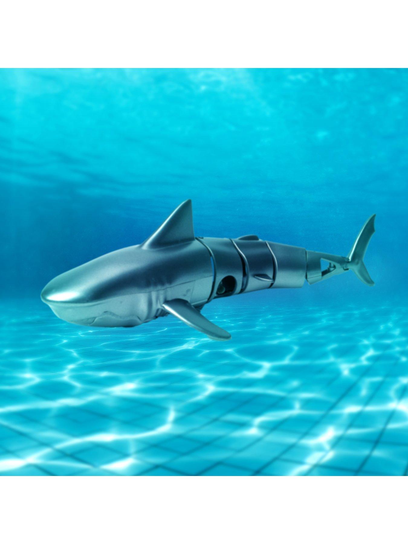 Image 3 of 3 of RED5 RED5 Remote Control Shark