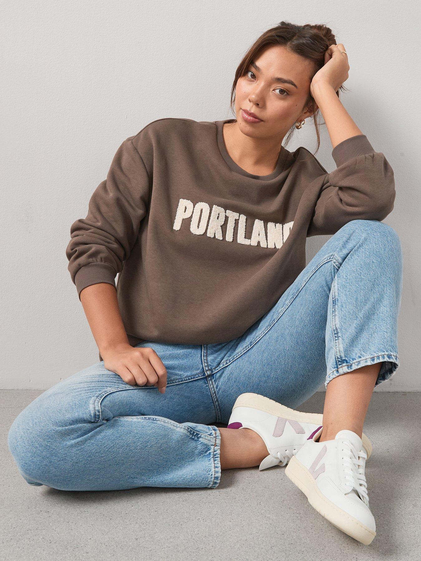 v-by-very-curve-slogan-longline-sweatshirt-brownoutfit