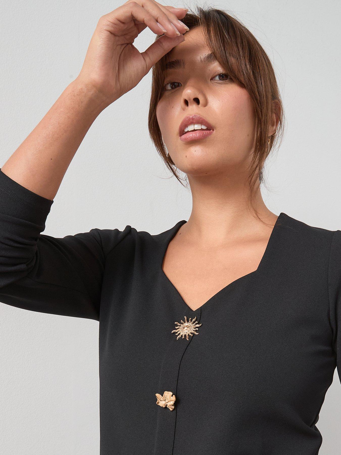 v-by-very-curve-button-detail-long-sleeve-top-blackoutfit