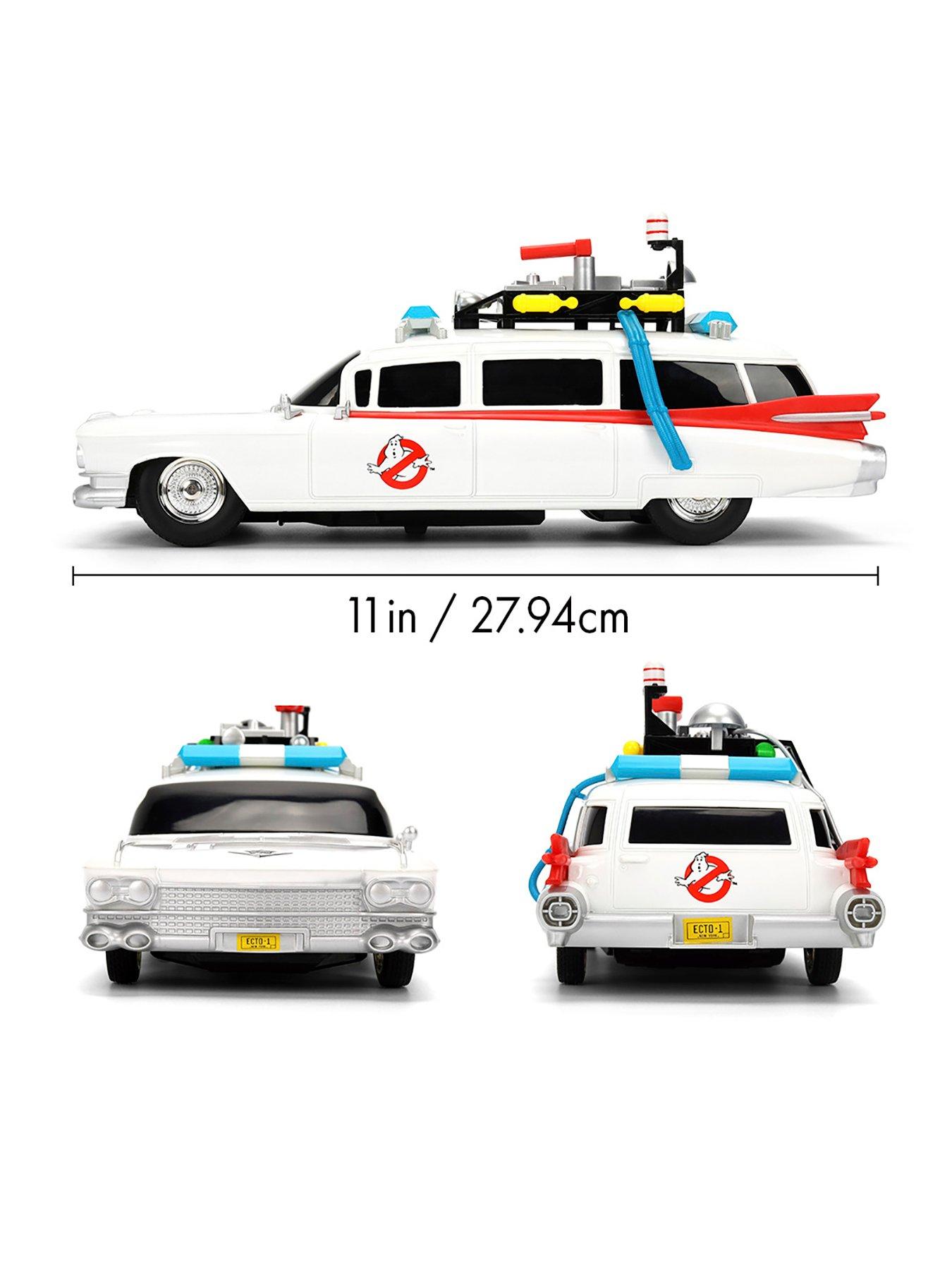 Image 3 of 6 of Ghostbusters Ghostbusters RC Ecto-1 1:16 Scale