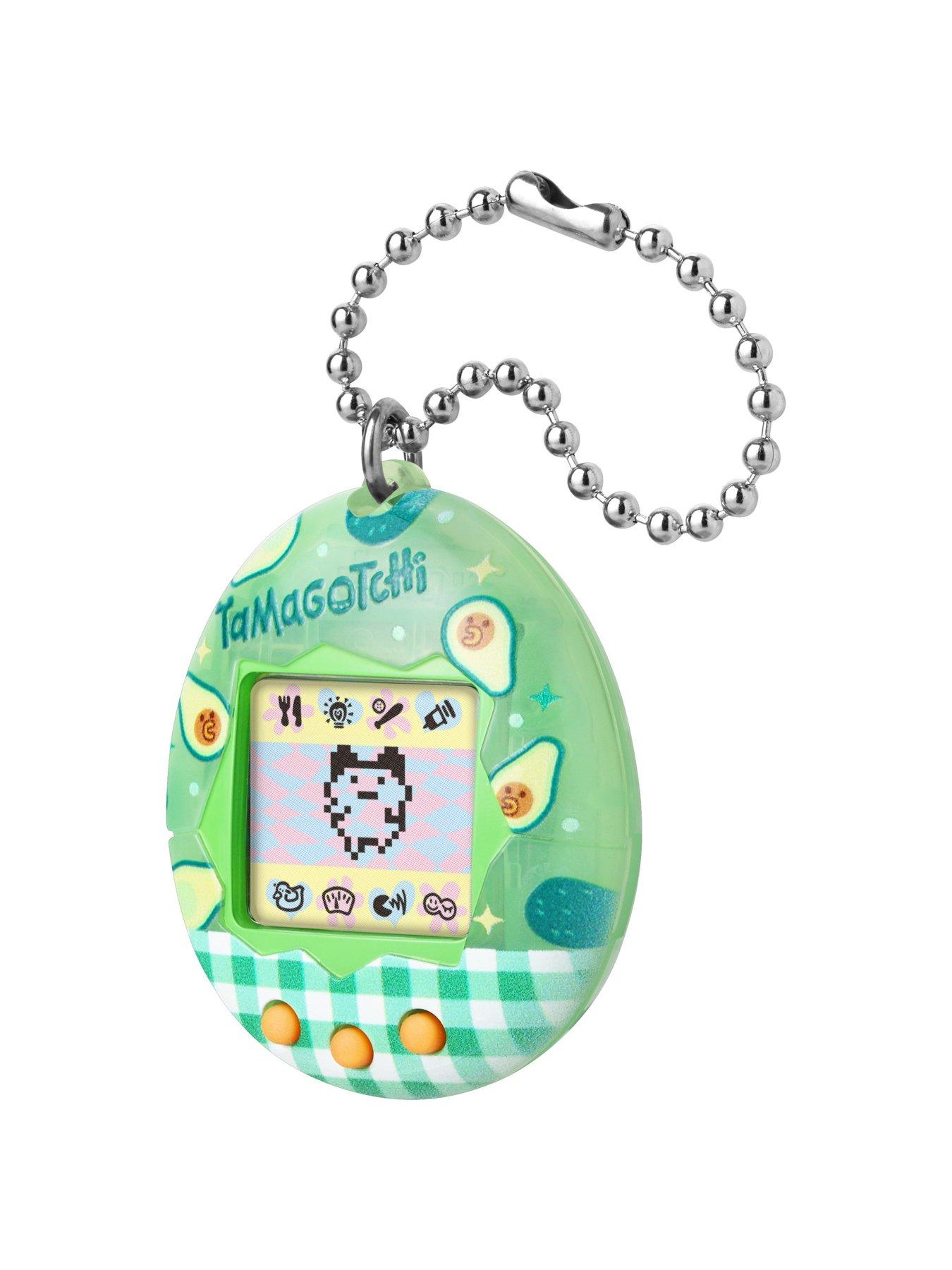 tamagotchi-original-avocadooutfit