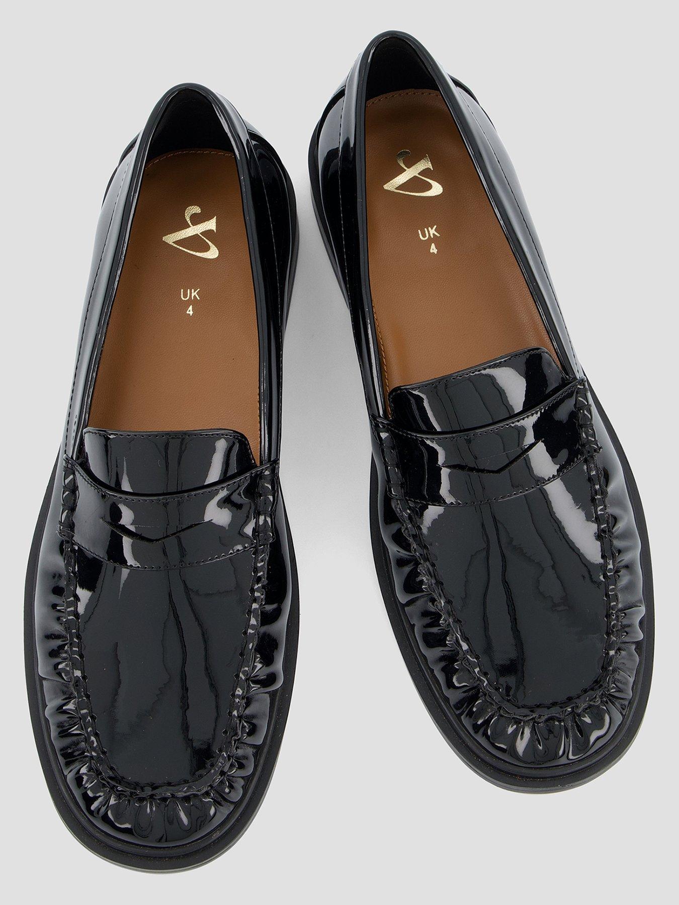 the-very-collection-square-toe-ruched-loafer-blackoutfit