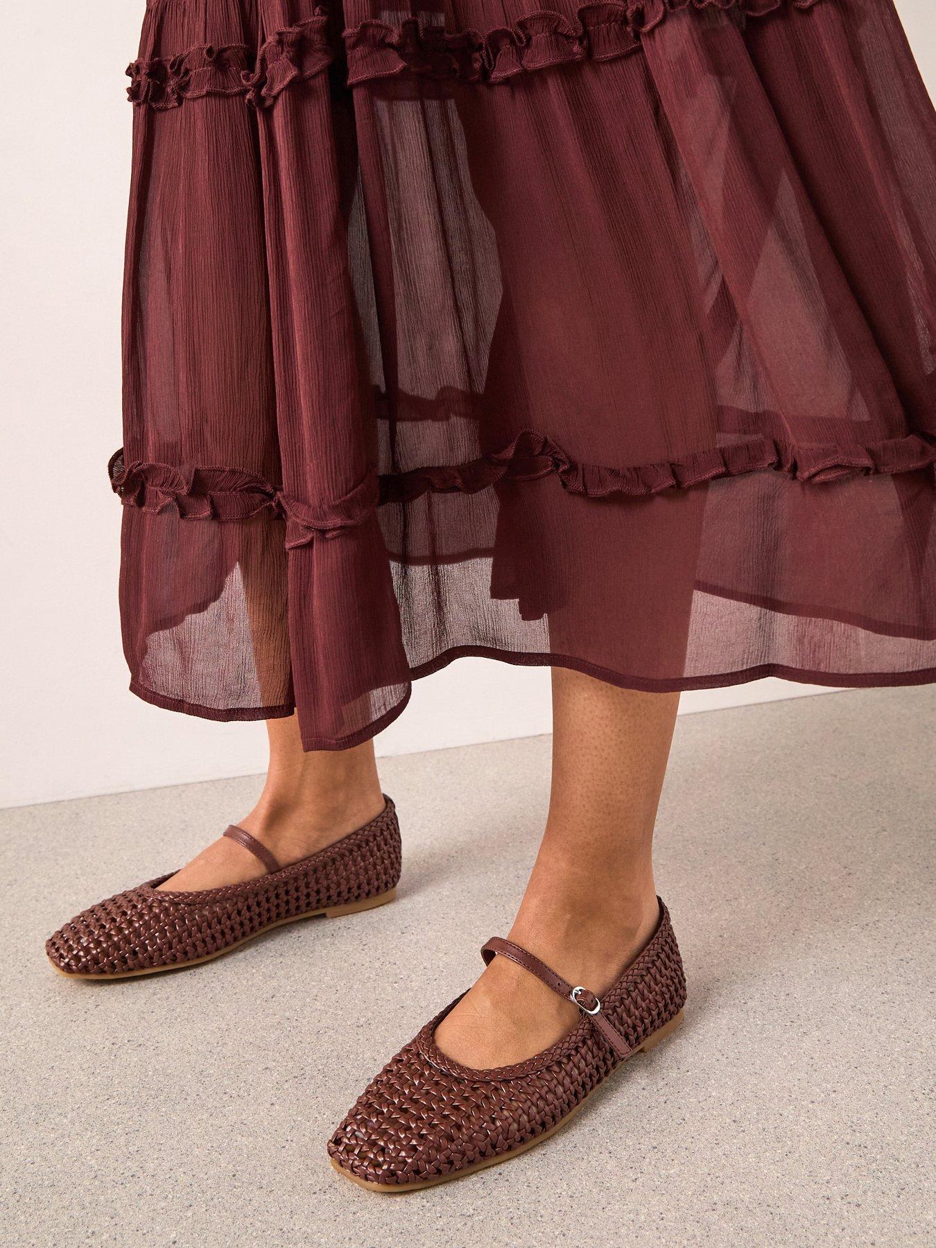 the-very-collection-square-toe-woven-ballet-flat-chocolatefront