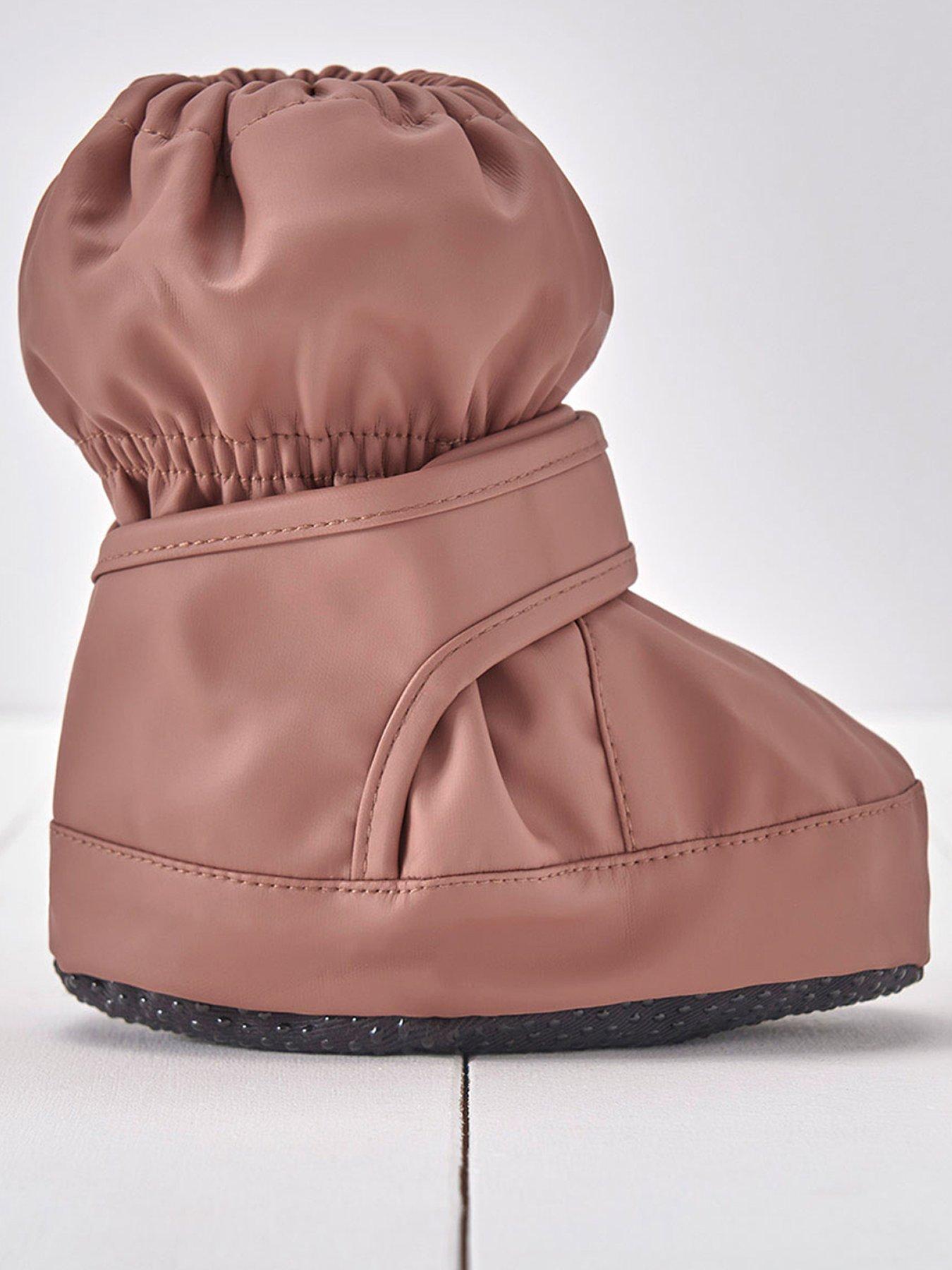Grass & Air Infant Pu Waterproof Bootie