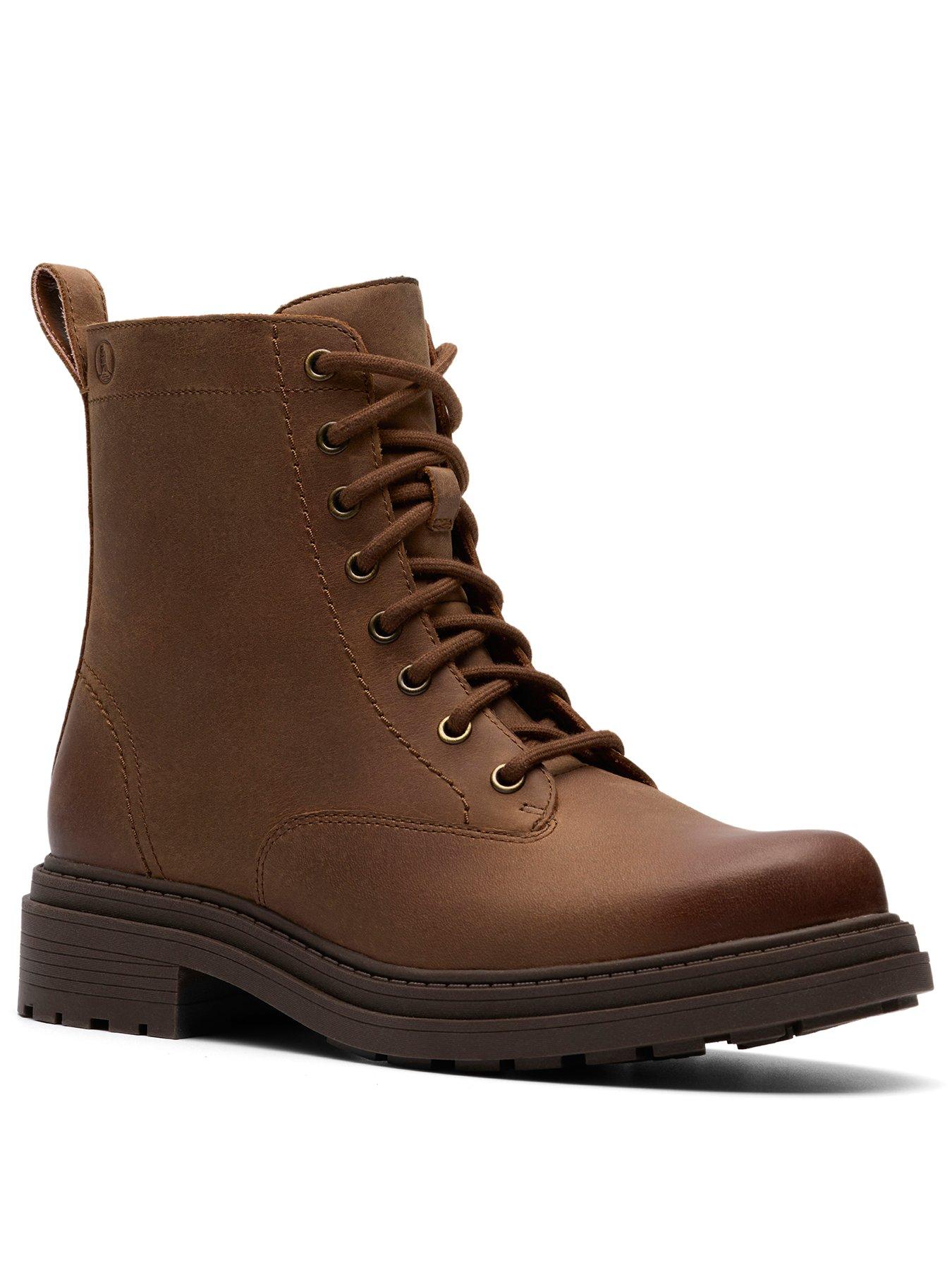 clarks-wide-fit-orinoco3-style-ankle-boots-brownstillFront