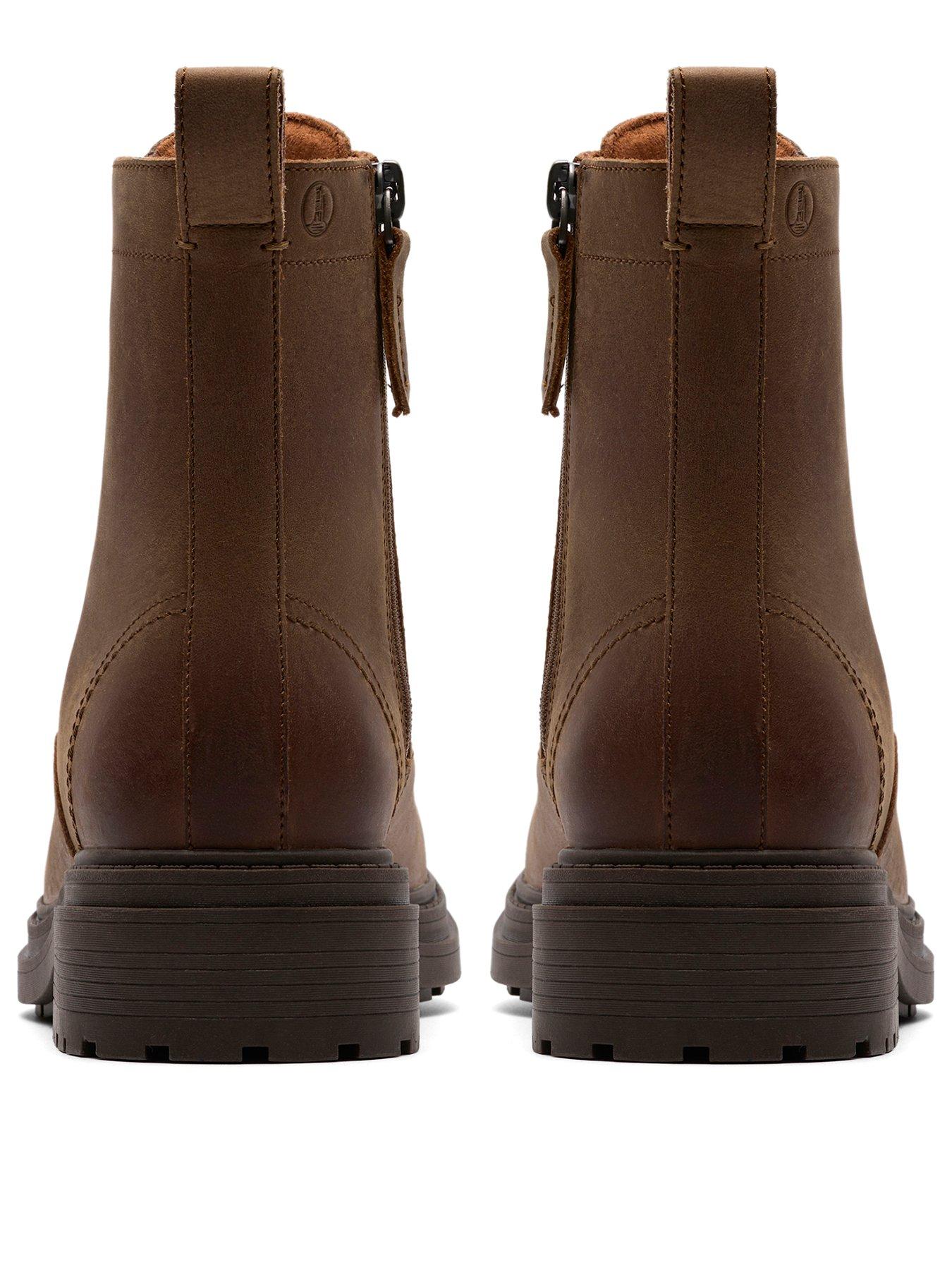 clarks-wide-fit-orinoco3-style-ankle-boots-brownback