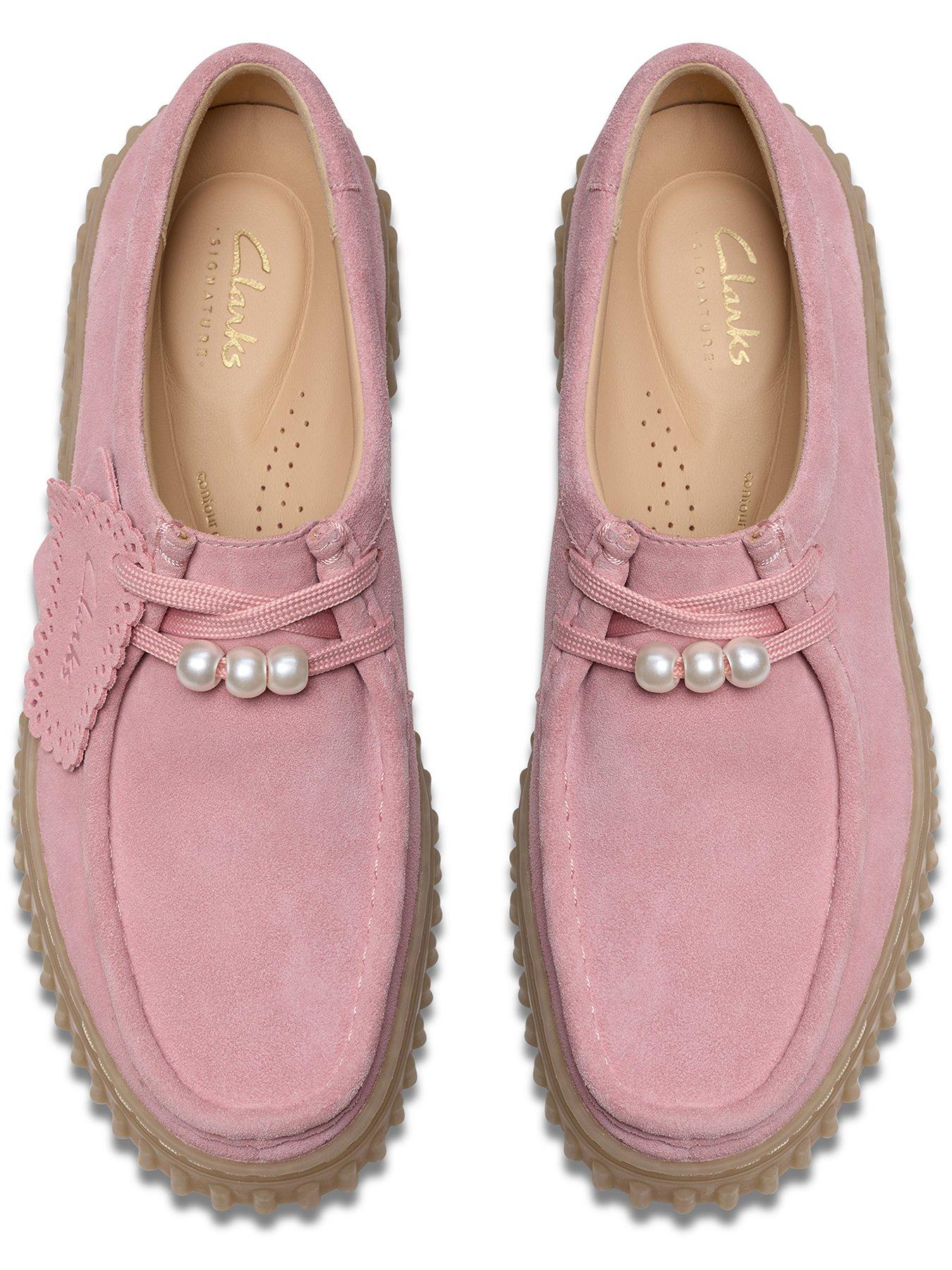 clarks-torhill-bee-pinkoutfit