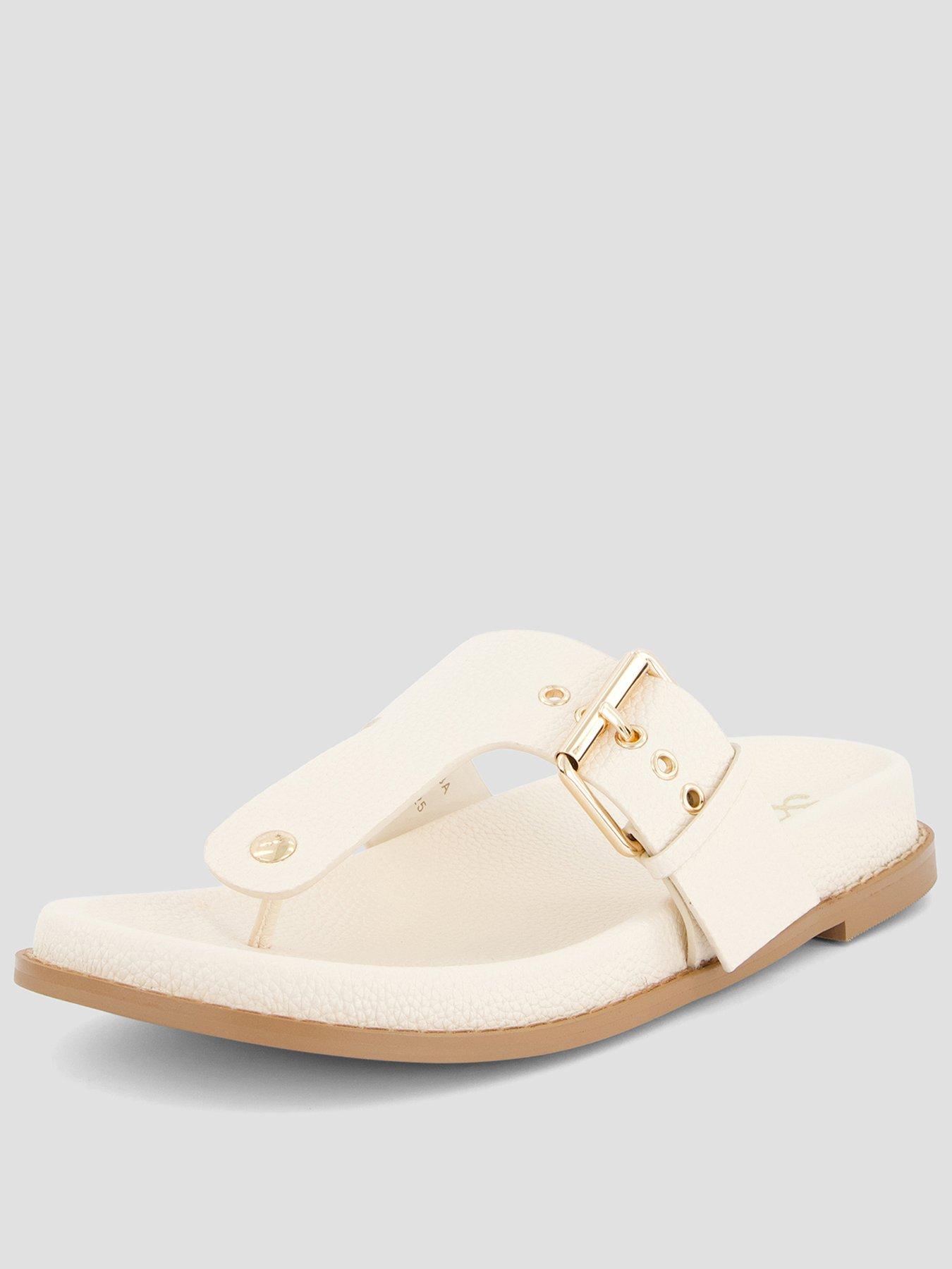 the-very-collection-toe-post-footbed-sandal-cream
