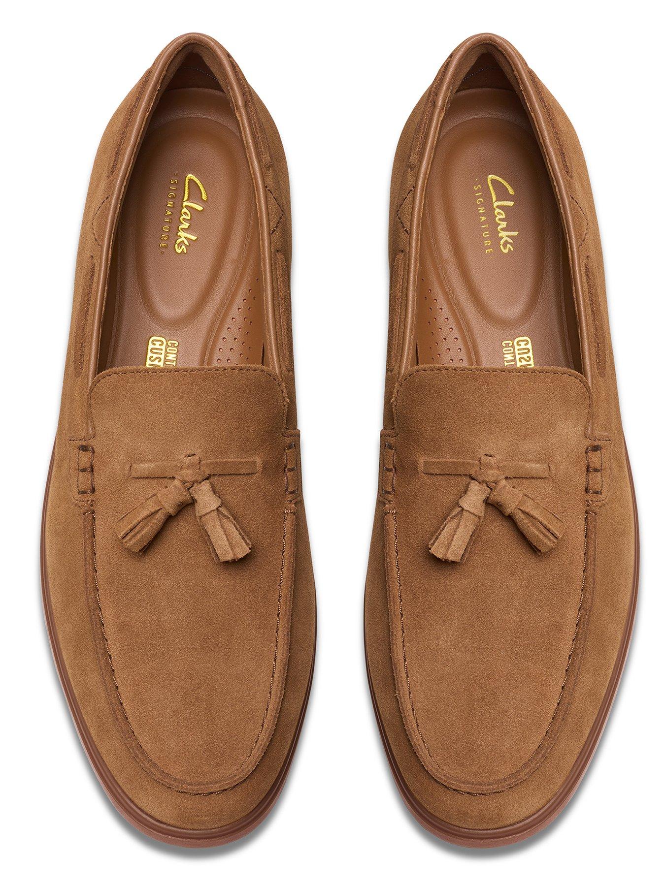 clarks-torford-tassel-suede-loafers-brownoutfit
