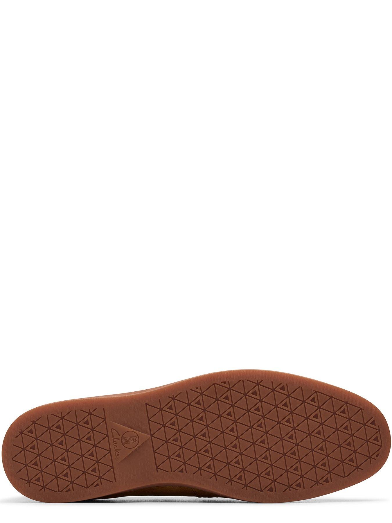 clarks-torford-tassel-suede-loafers-browndetail