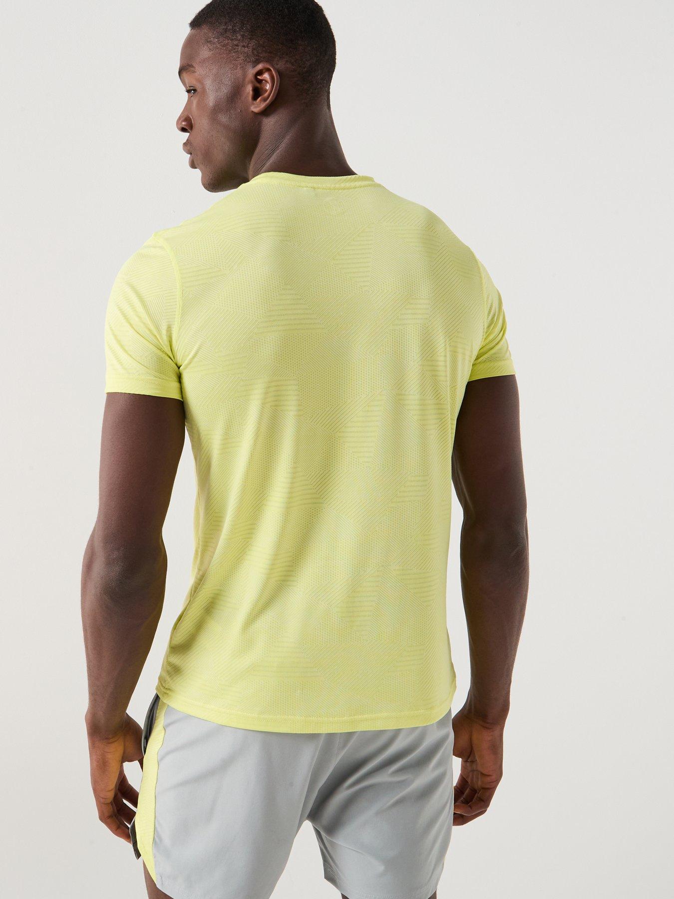 gym-king-mens-geometric-knit-tee-limestillFront