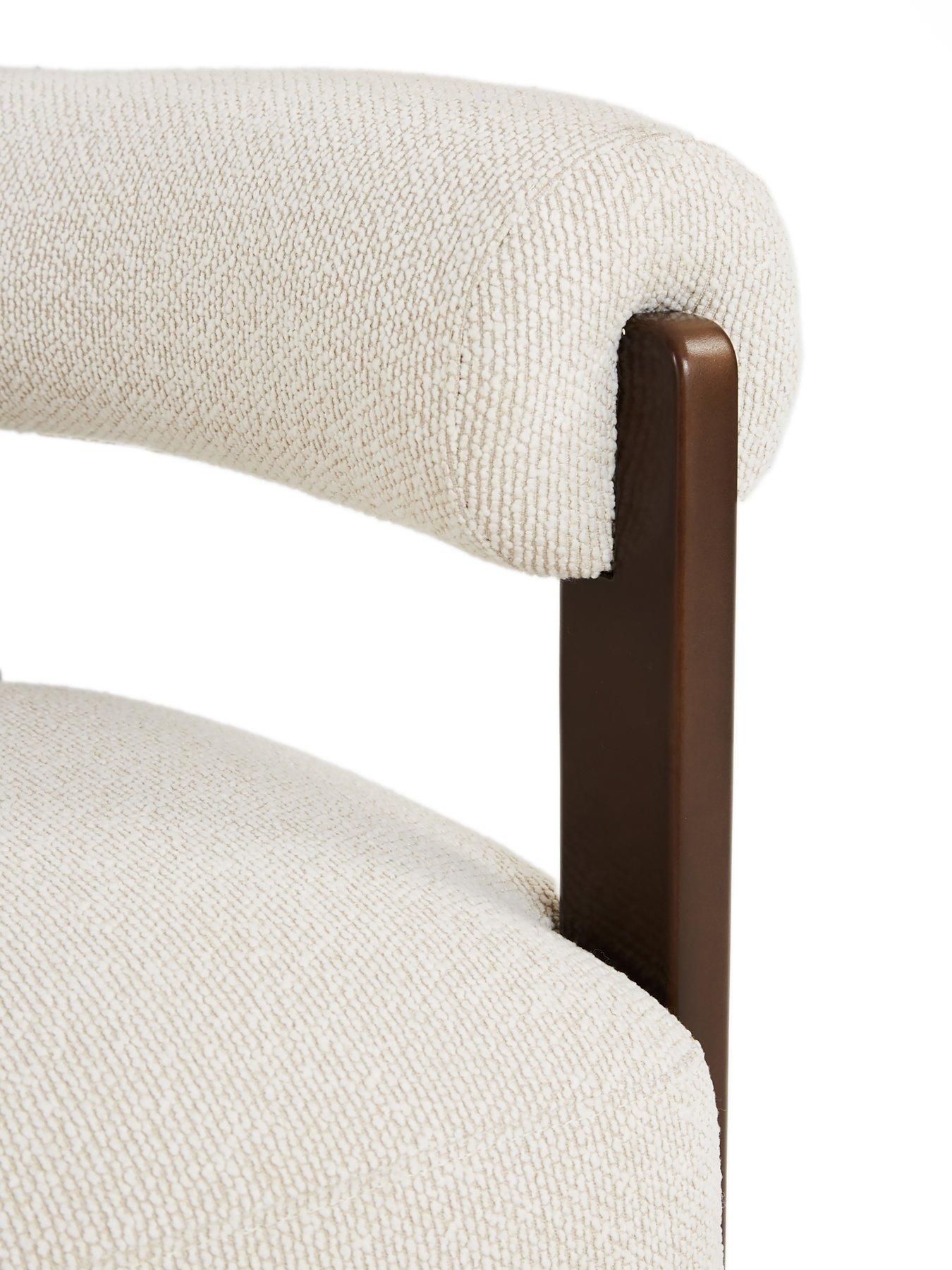 the-very-collection-nori-accent-chairoutfit