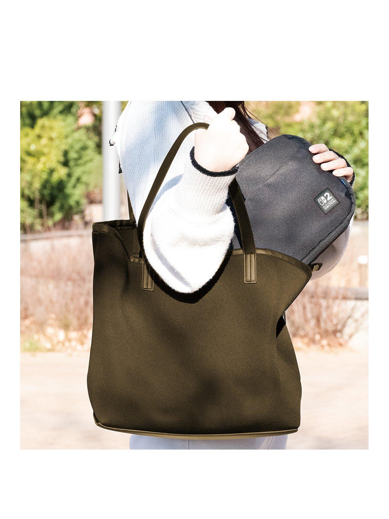 hori-hori-reversible-travel-pouch-black-for-nintendo-switch-2back