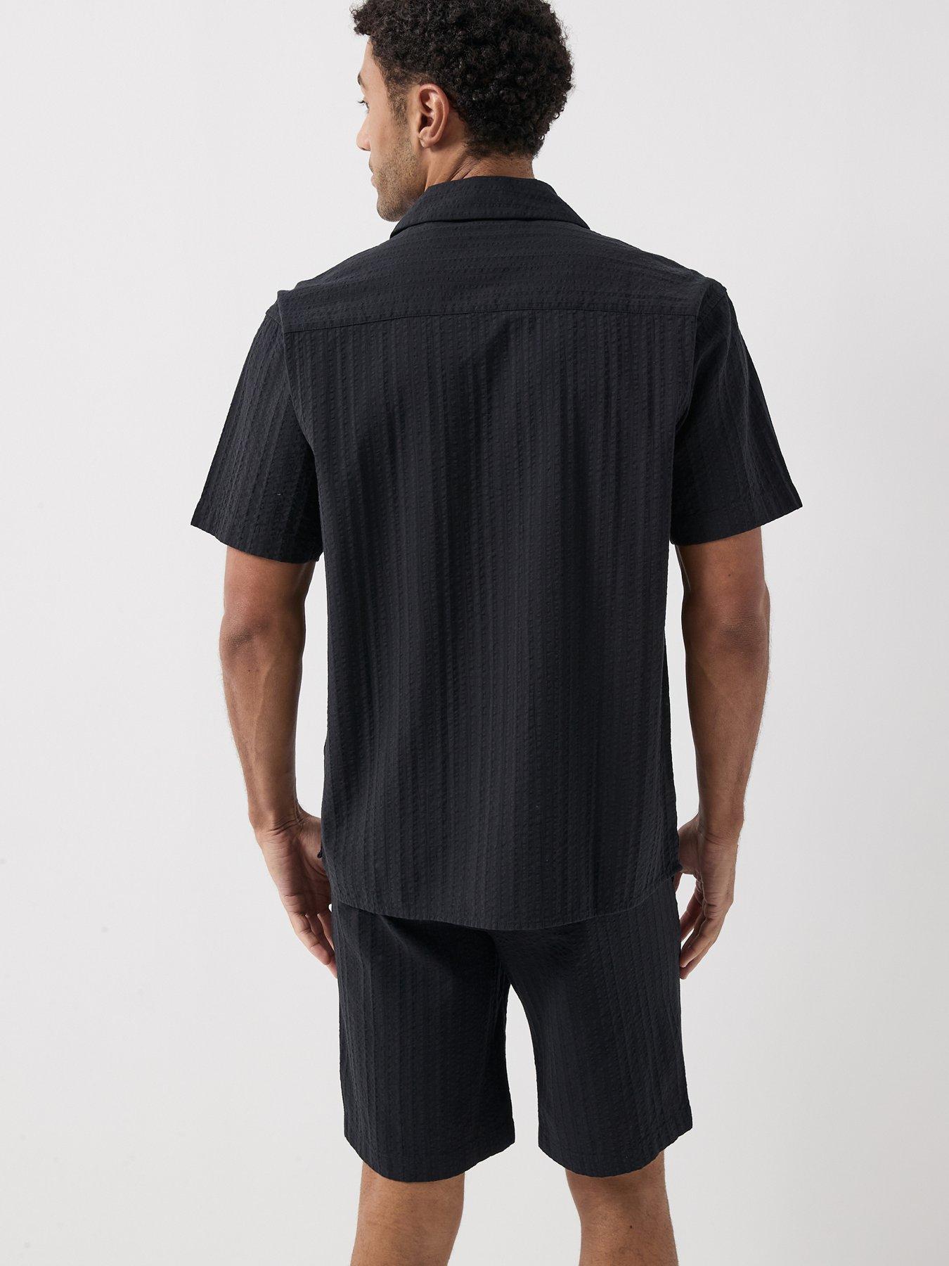 Image 2 of 6 of Jack & Jones Tyson Textured Resort Short Sleeve Shirt - Black
