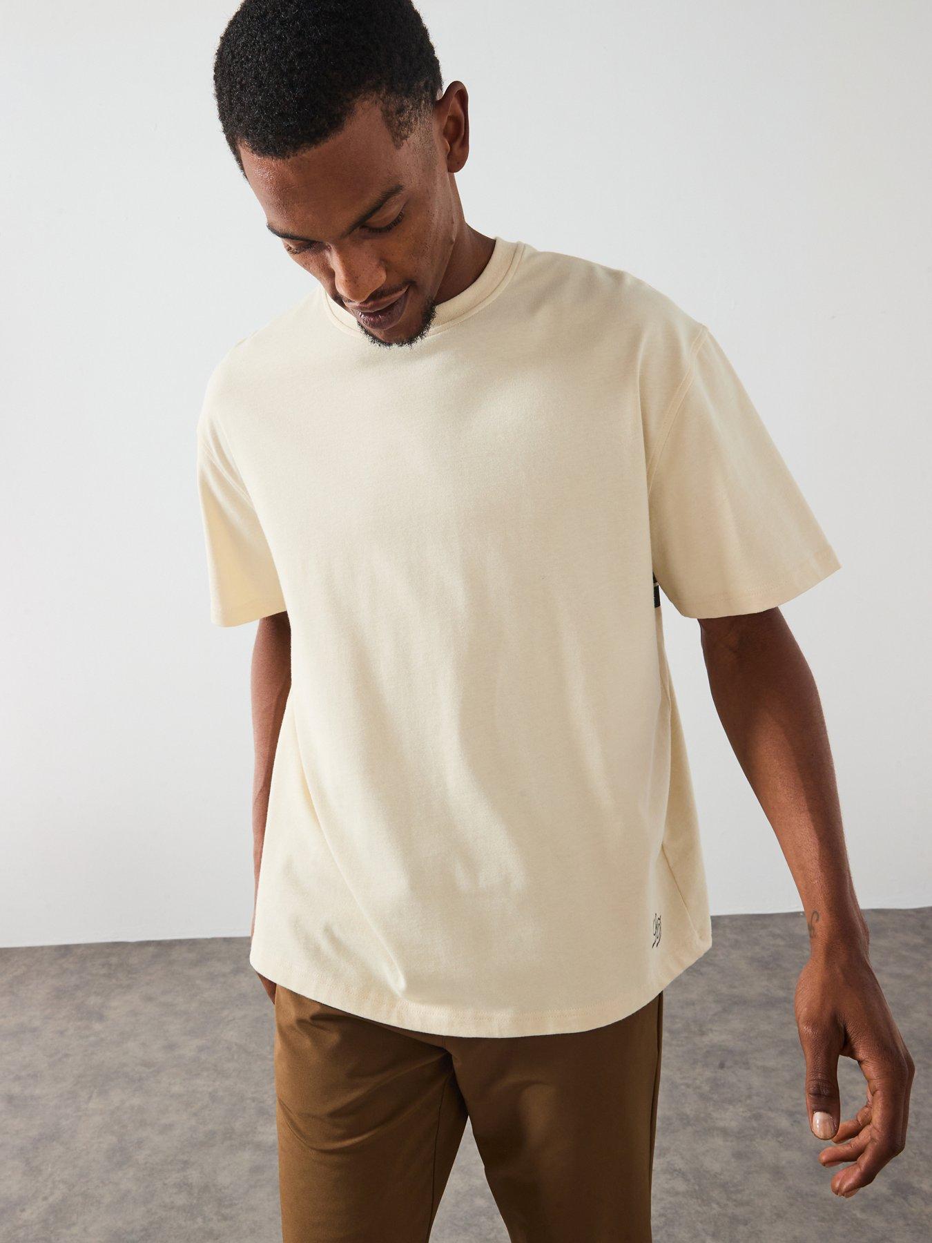 les-deux-danton-large-back-initial-logo-t-shirt-light-beigestillFront