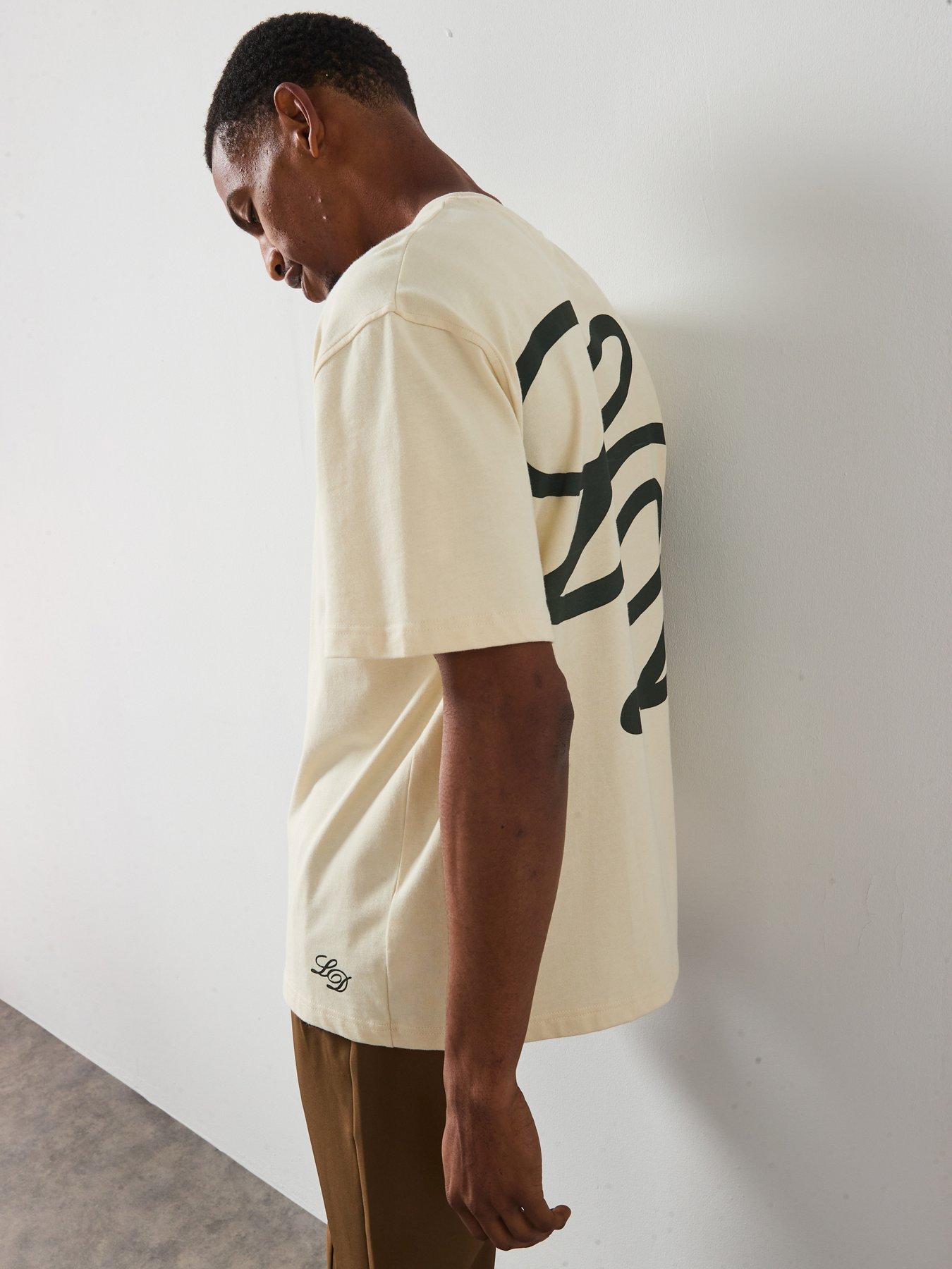 les-deux-danton-large-back-initial-logo-t-shirt-light-beigedetail