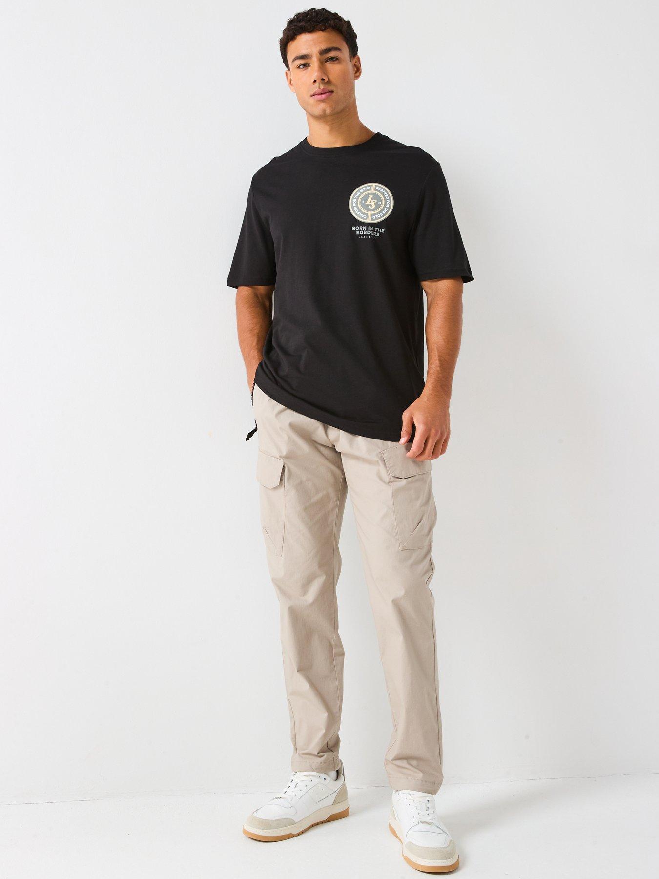 Image 3 of 4 of Lyle & Scott Born In The Borders Graphic T-Shirt- Black