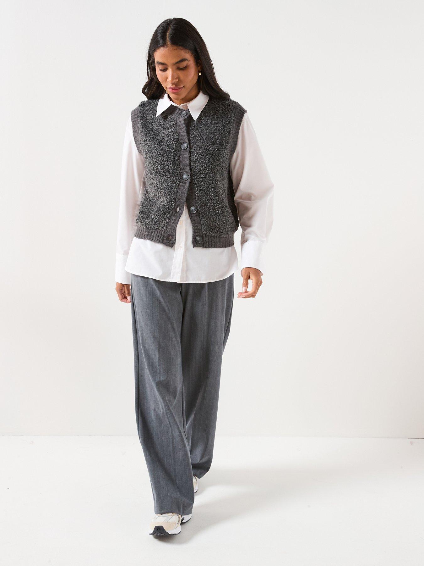 jdy-sleeveless-button-boucle-knit-vest-greyback
