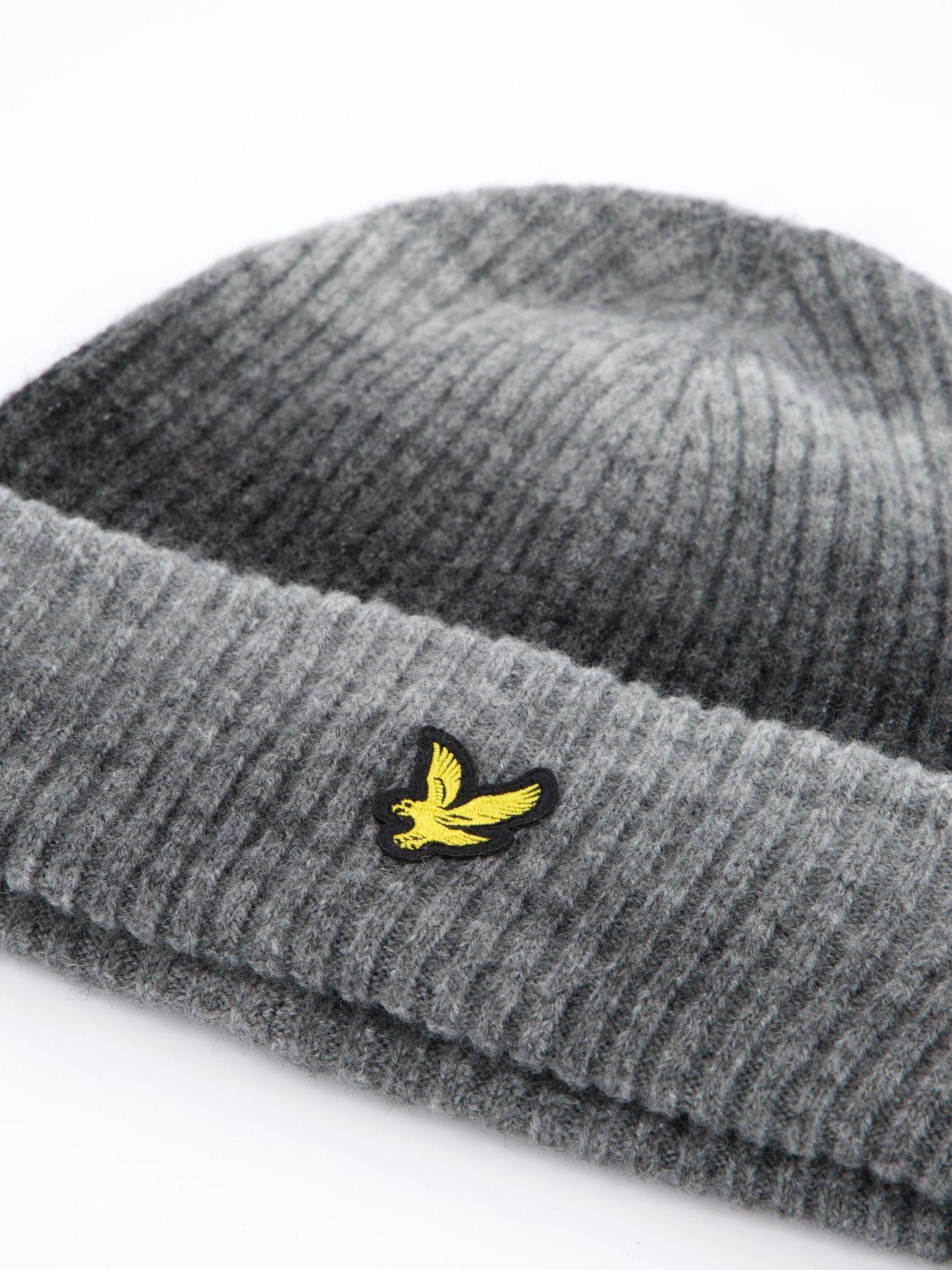 lyle-scott-ombre-beanie-blackoutfit