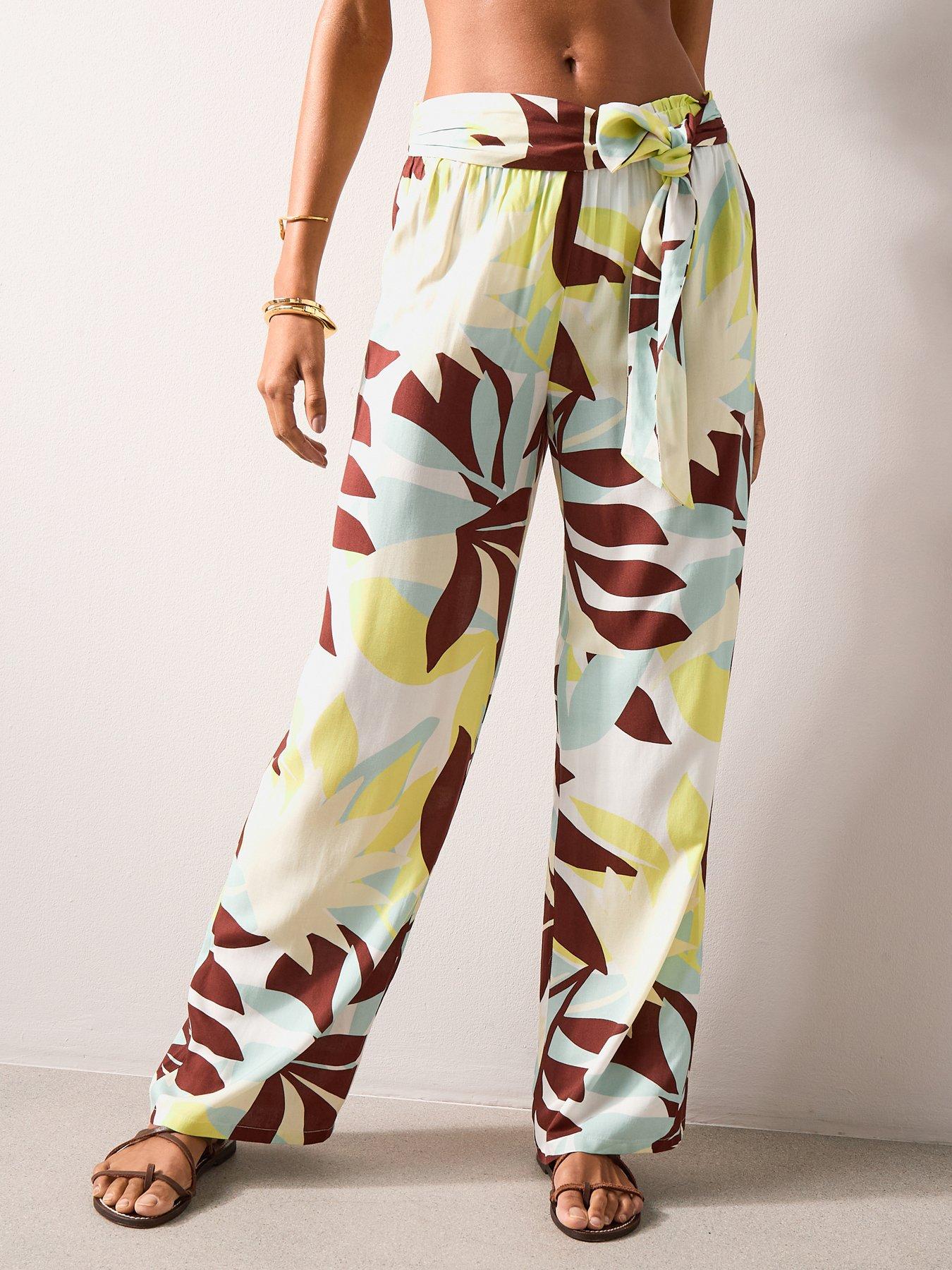 Image 4 of 7 of The Very Collection Printed Beach Trousers - Multi
