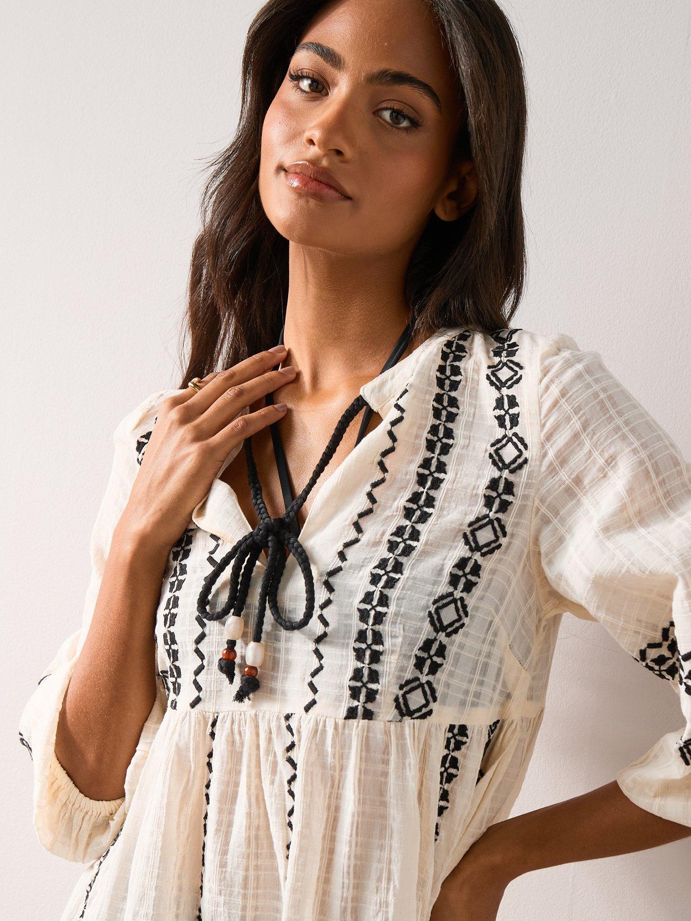 the-very-collection-embroidered-bead-mini-beach-dress-blackoutfit