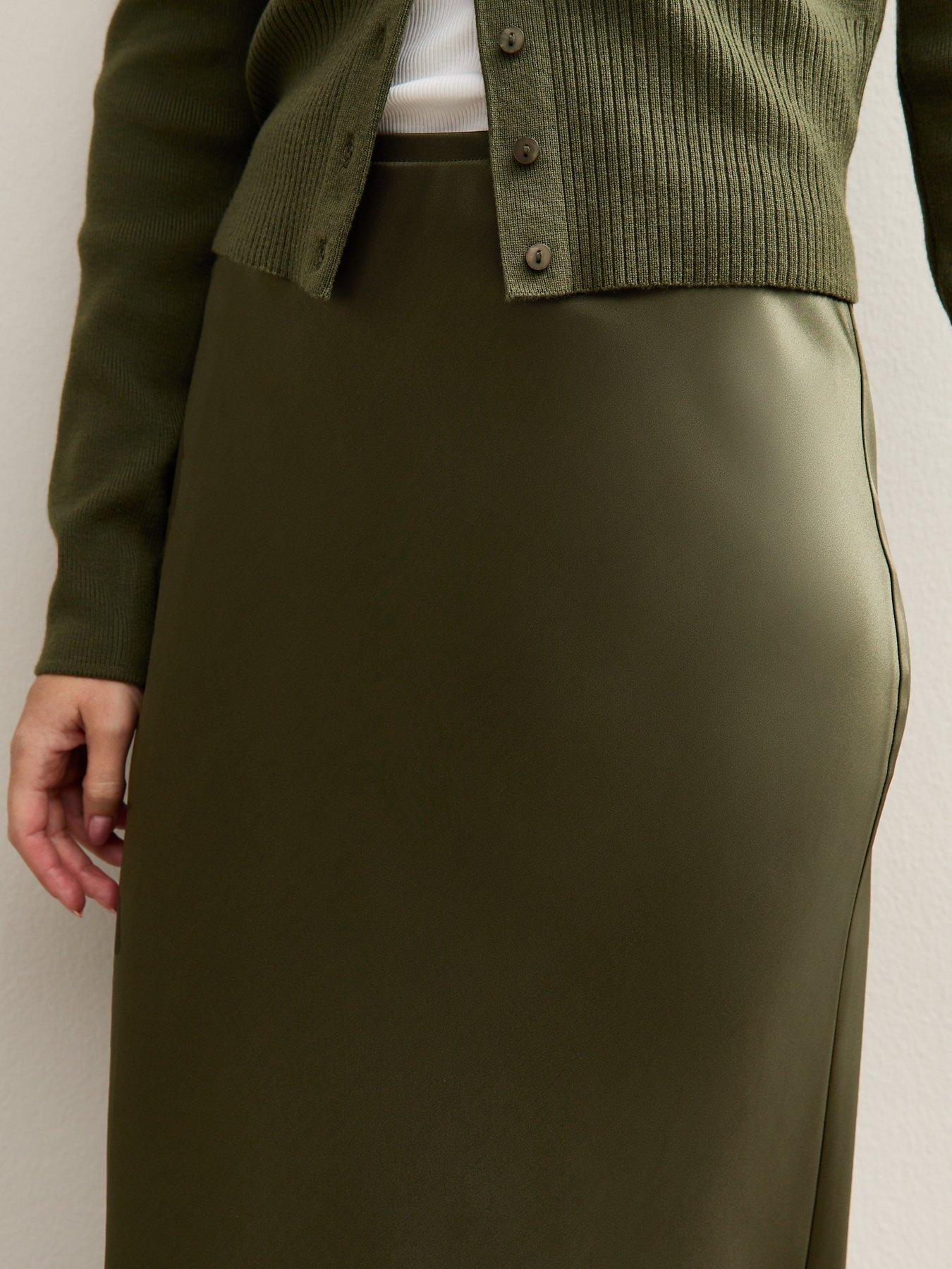 new-look-light-khaki-satin-bias-cut-midi-skirt-greenoutfit