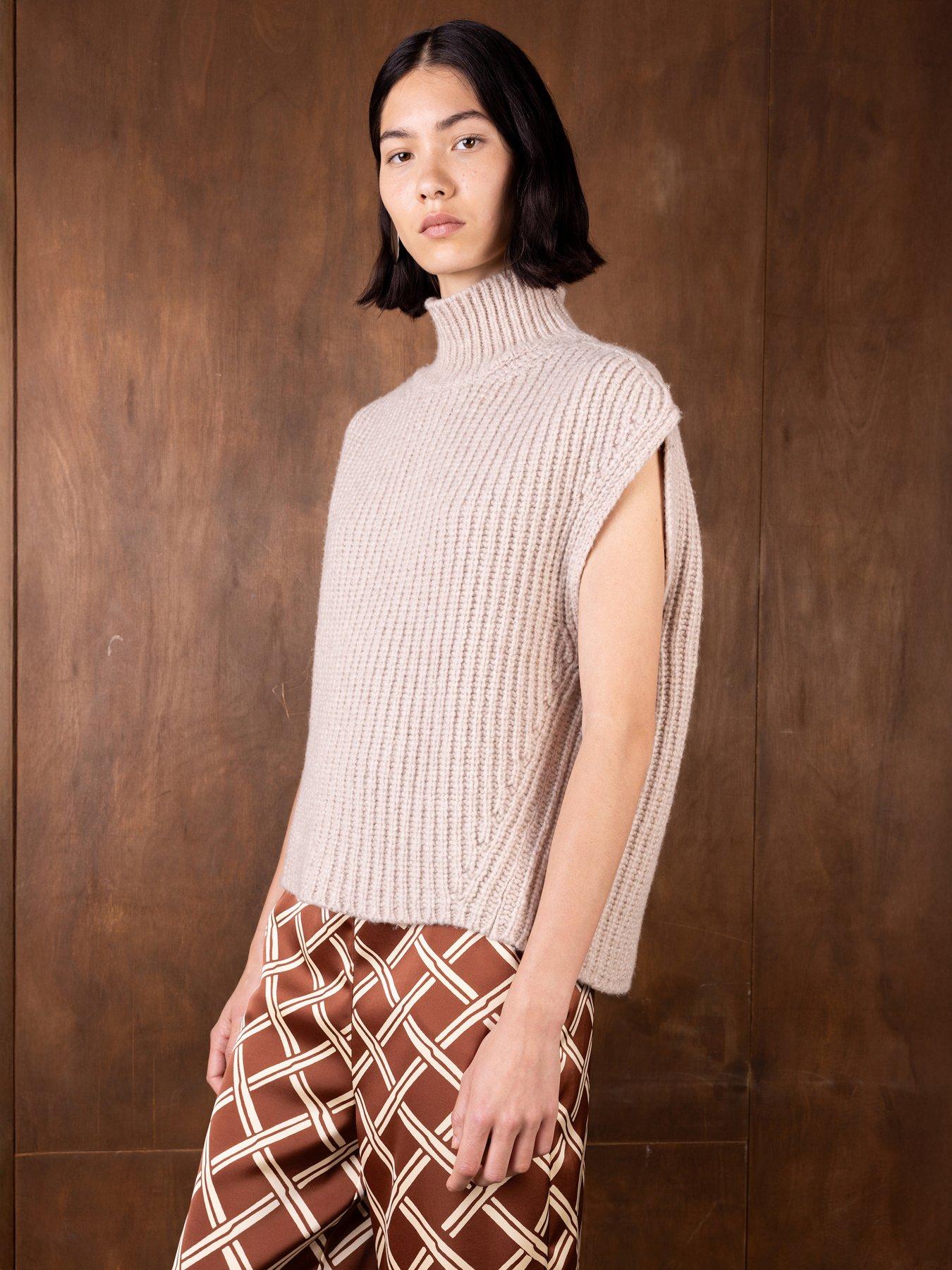 Image 1 of 4 of Vi.ve.re Elize Knitted Tabard - Oatmeal