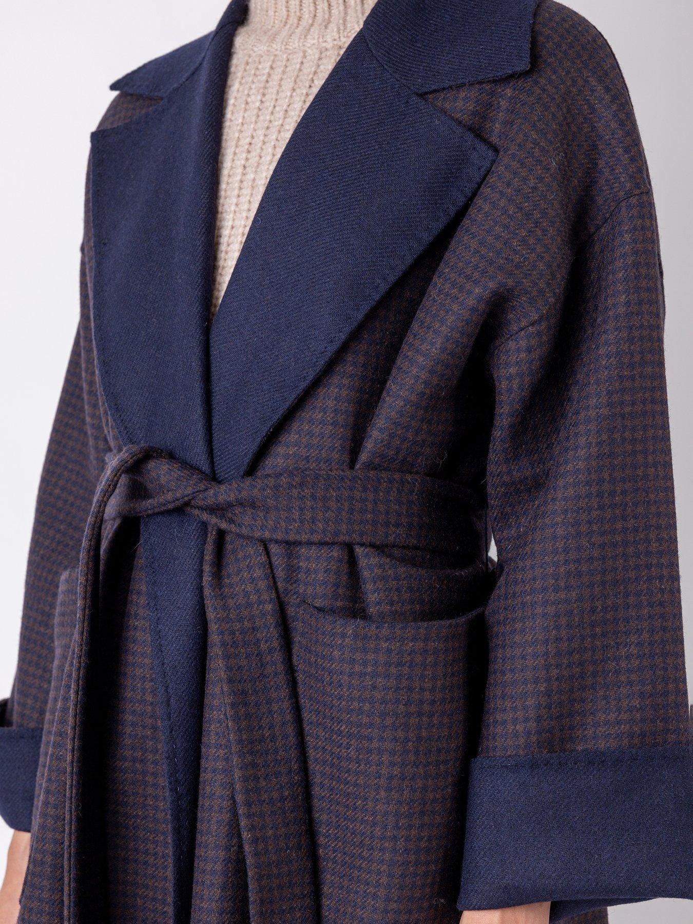 vivere-sally-belted-coat-navybrownback
