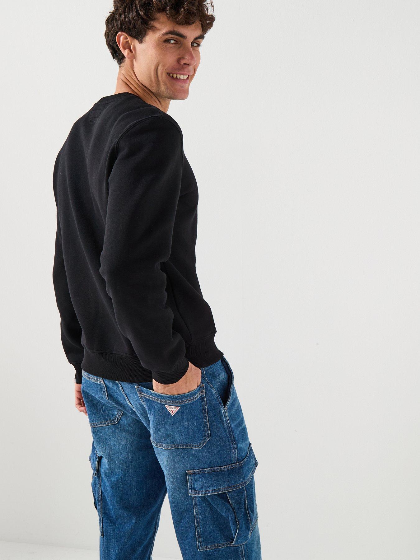 guess-jeans-slim-fit-logo-crew-sweatshirt-blackdetail