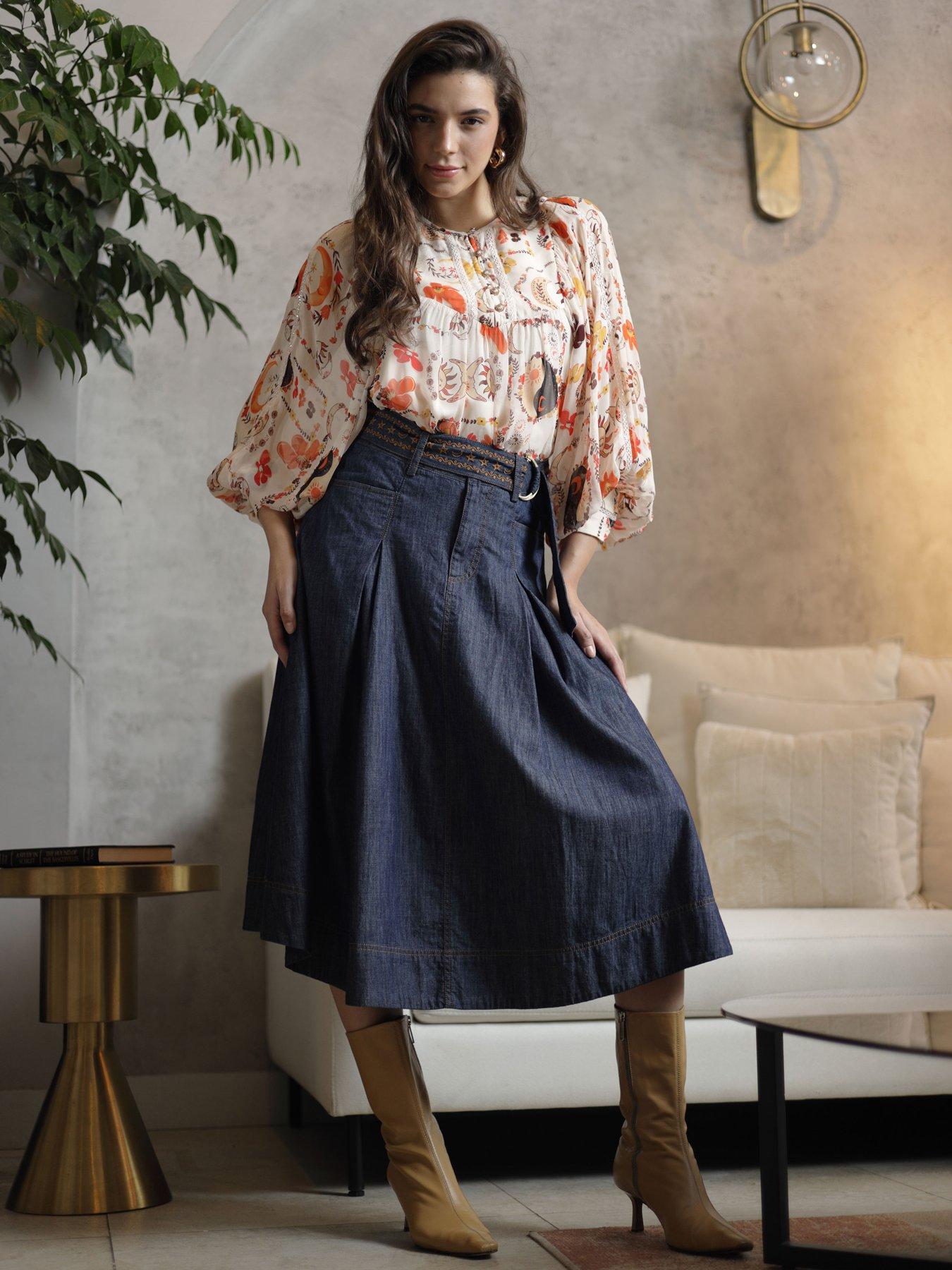 emily-lovelock-print-blouse-creamback