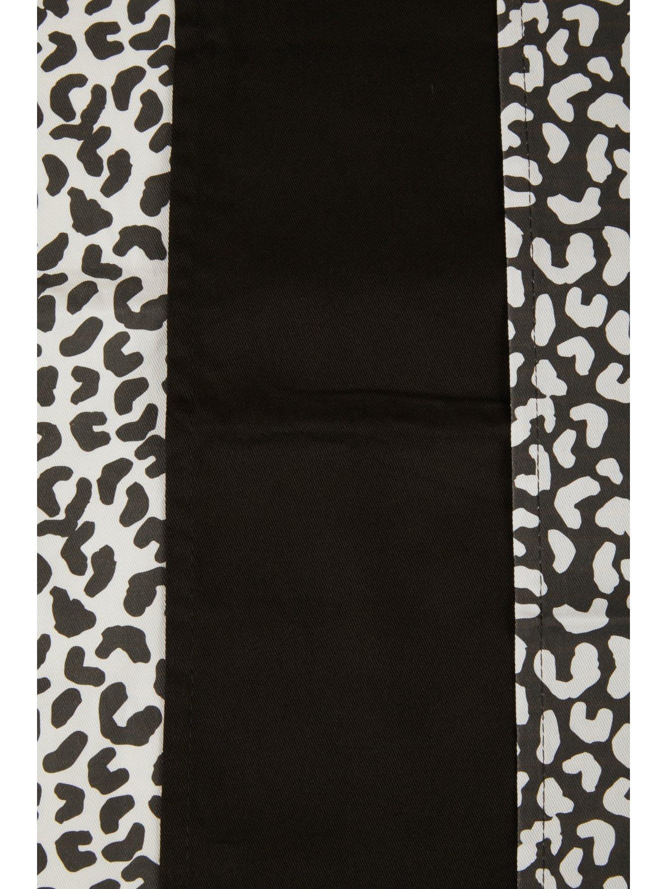 interiors-by-premier-london-leo-set-of-3-tea-towelsoutfit